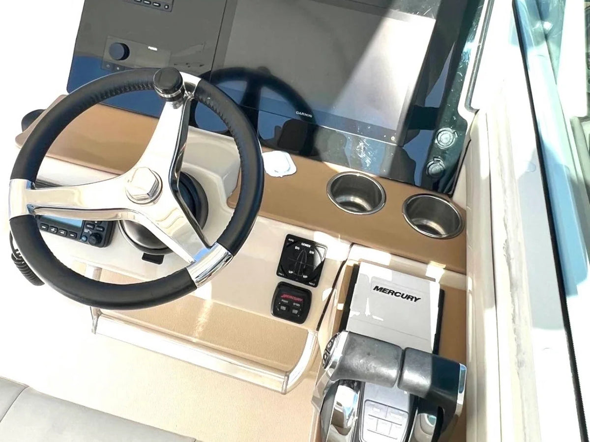 2016 Boston Whaler 320 VANTAGE 32.0 feet, Deerfield Beach, FL #10