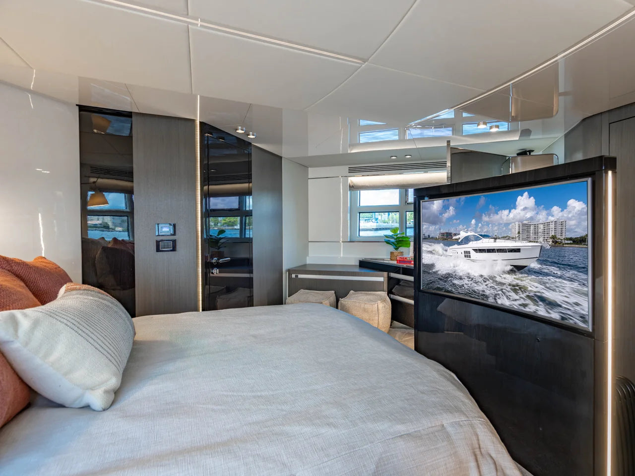 2019 Azimut S7 70.0 feet, West Palm Beach, FL #109