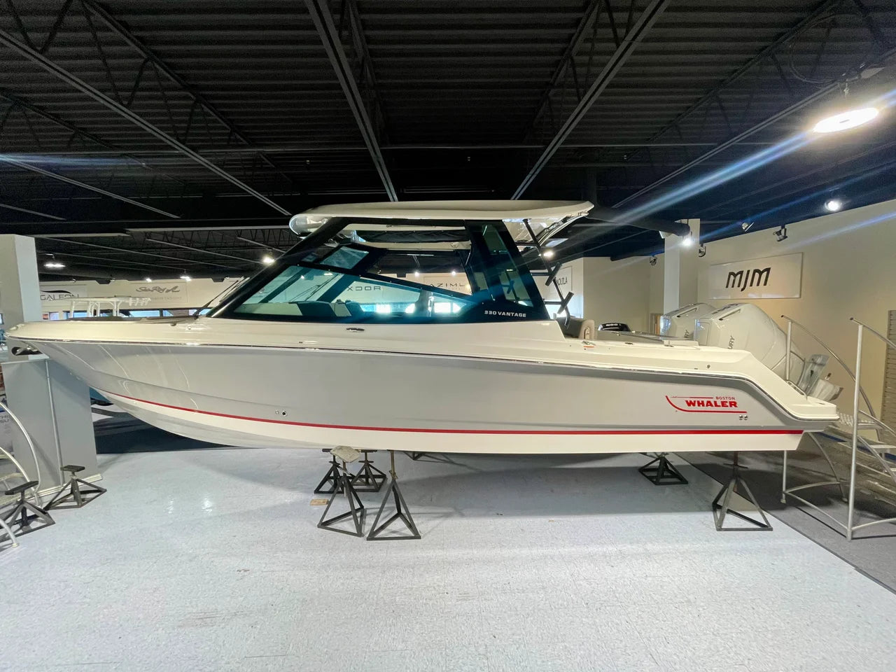 2026 Boston Whaler 330 Vantage 33.0 feet, Danvers, Massachusetts #1