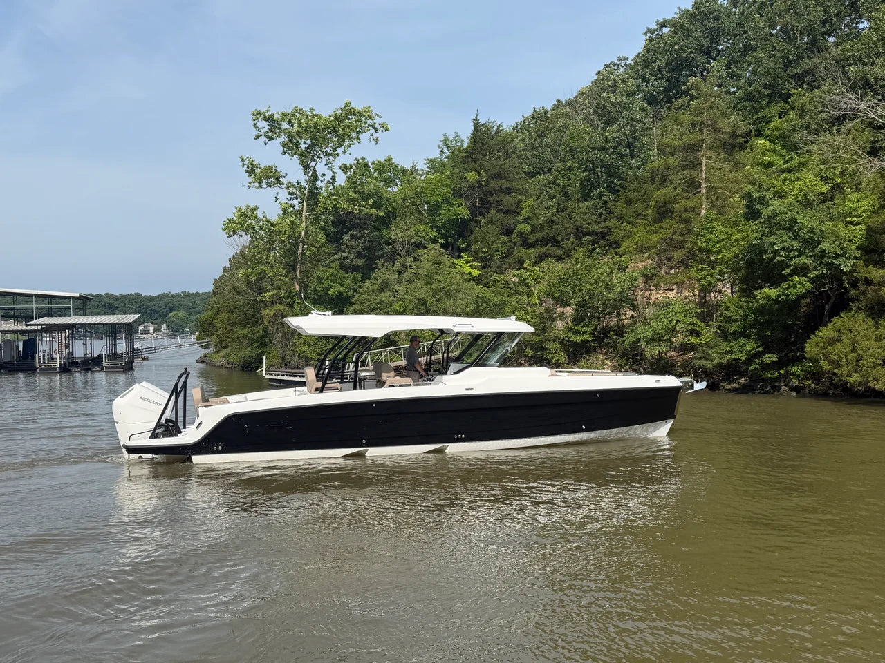 2026 Cruisers Yachts 38 VTR 38.0 feet, Lake Ozark, Missouri #2