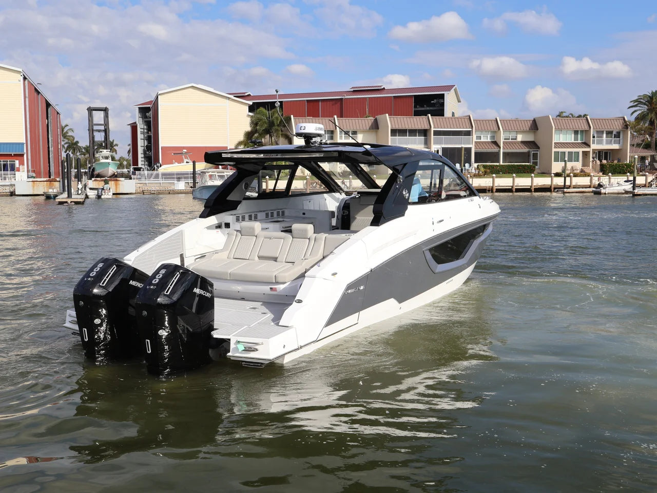 2026 Cruisers Yachts 42 GLS Outboard 42.0 feet, Naples, Florida #9