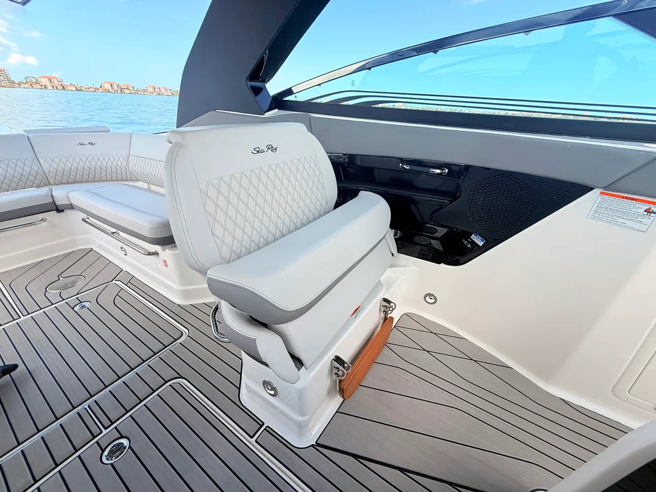 2027 Sea Ray SLX 360 Outboard 36.0 feet, St Petersburg, FL #60