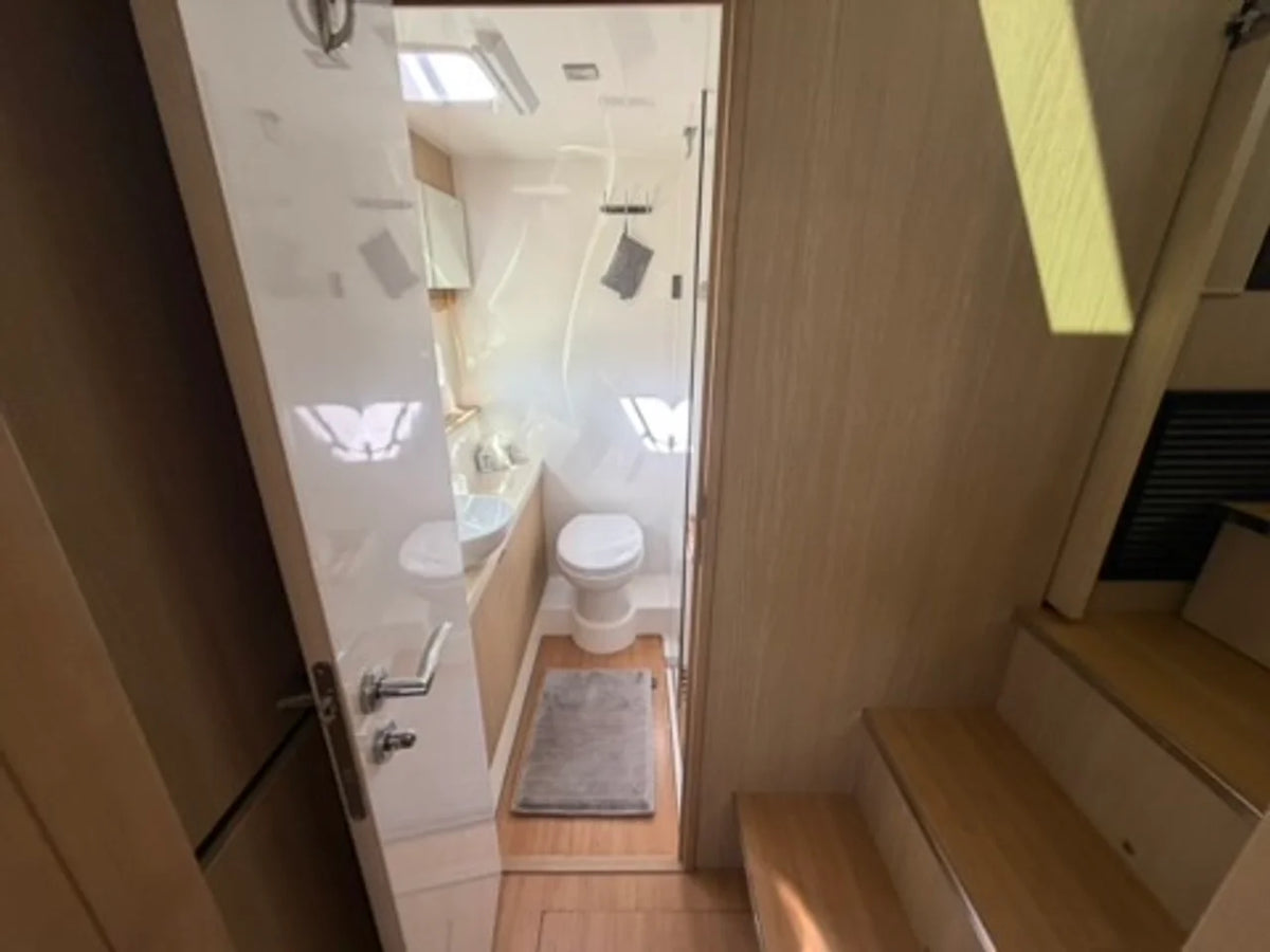 2018 Aquila 44 YACHT 44.0 feet, Clearwater, Florida #17