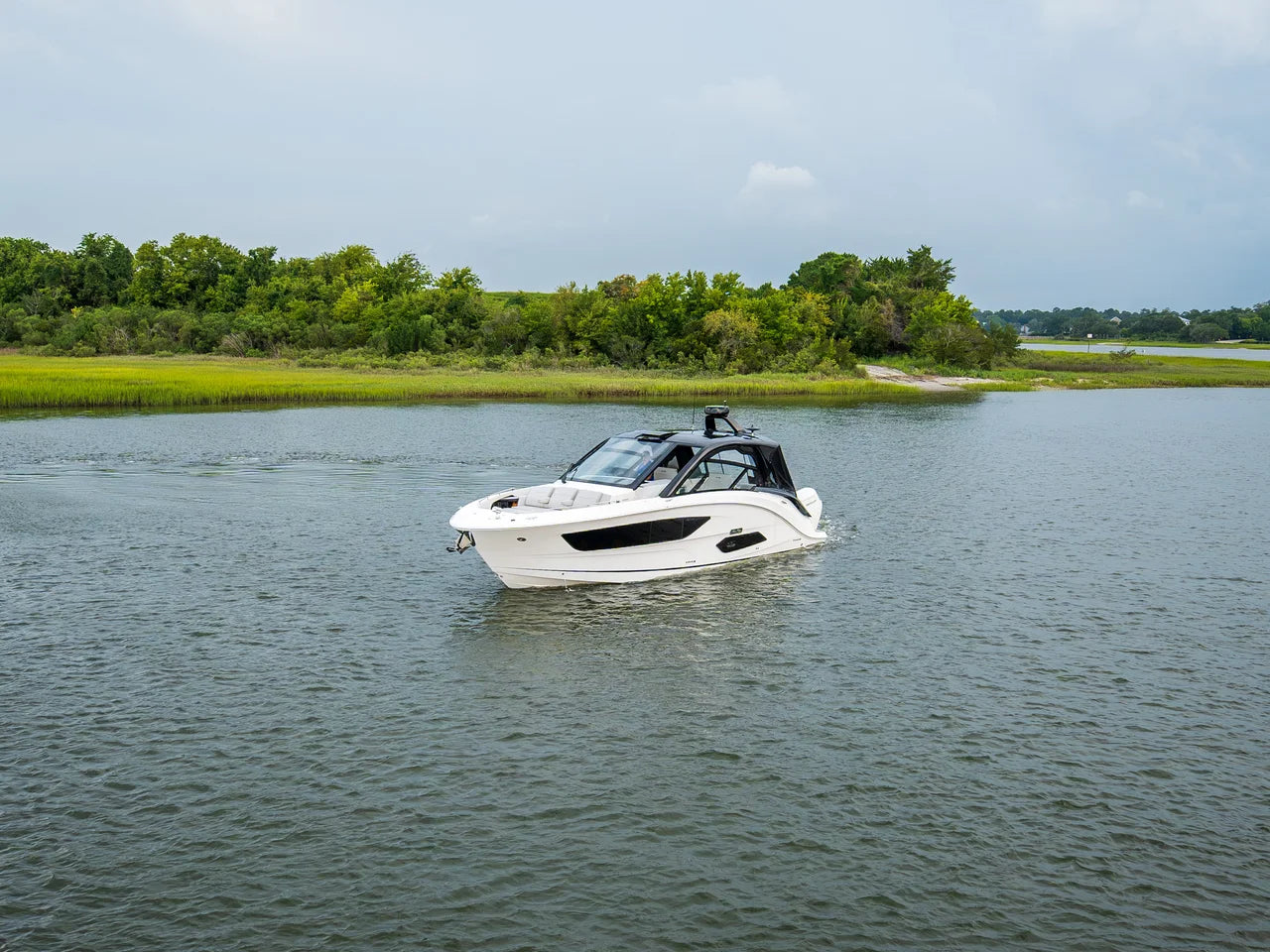 2026 Sea Ray Sundancer 370 Outboard 37.0 feet, Wrightsville Beach, North Carolina #3