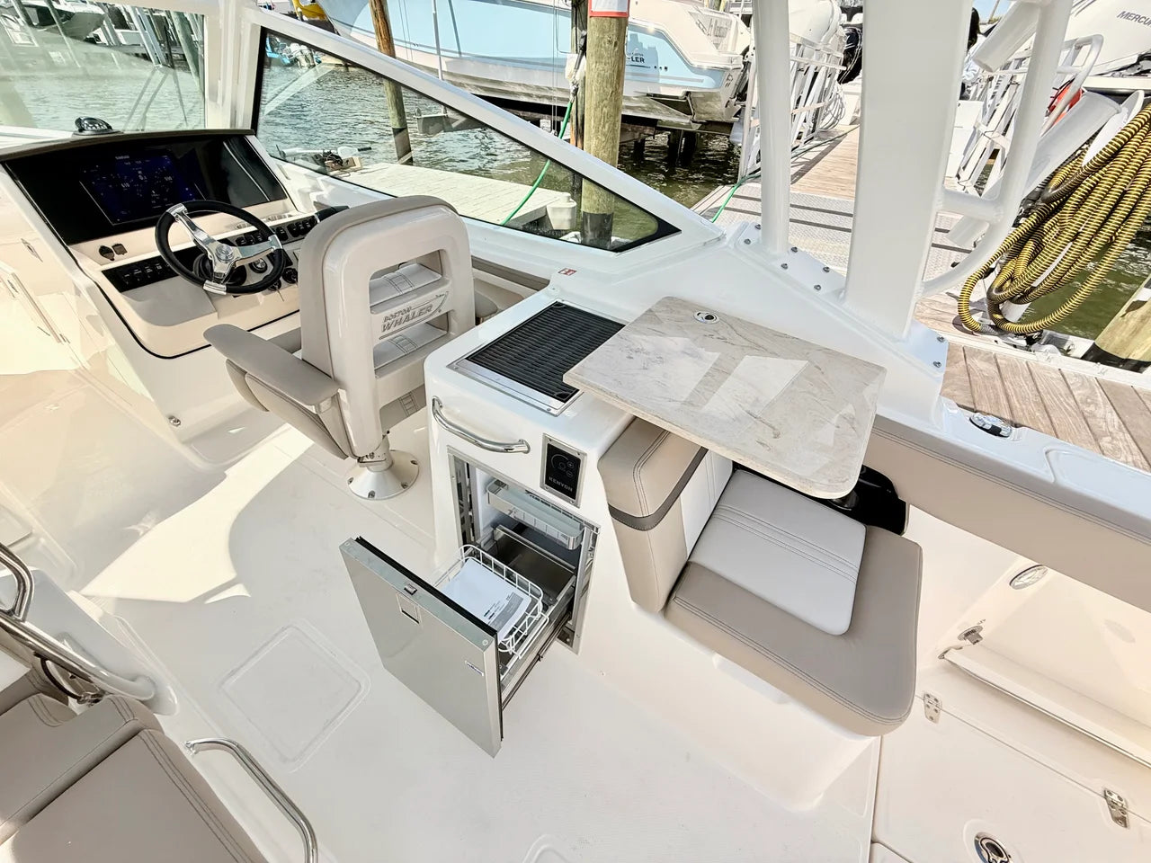 2026 Boston Whaler 280 Vantage 28.0 feet, Naples, Florida #41