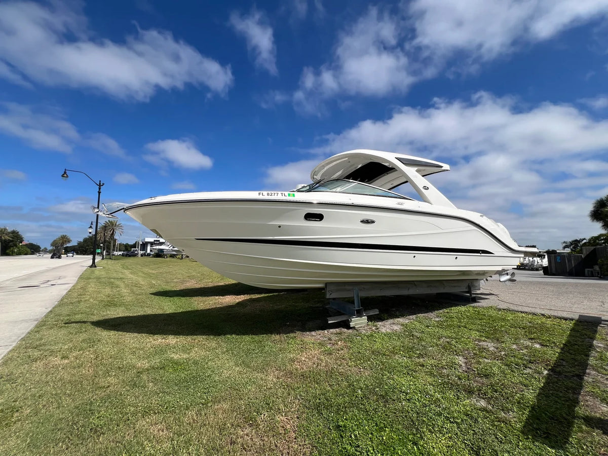 2023 Sea Ray SLX 310 Outboard 31.0 feet, Venice, Florida #2