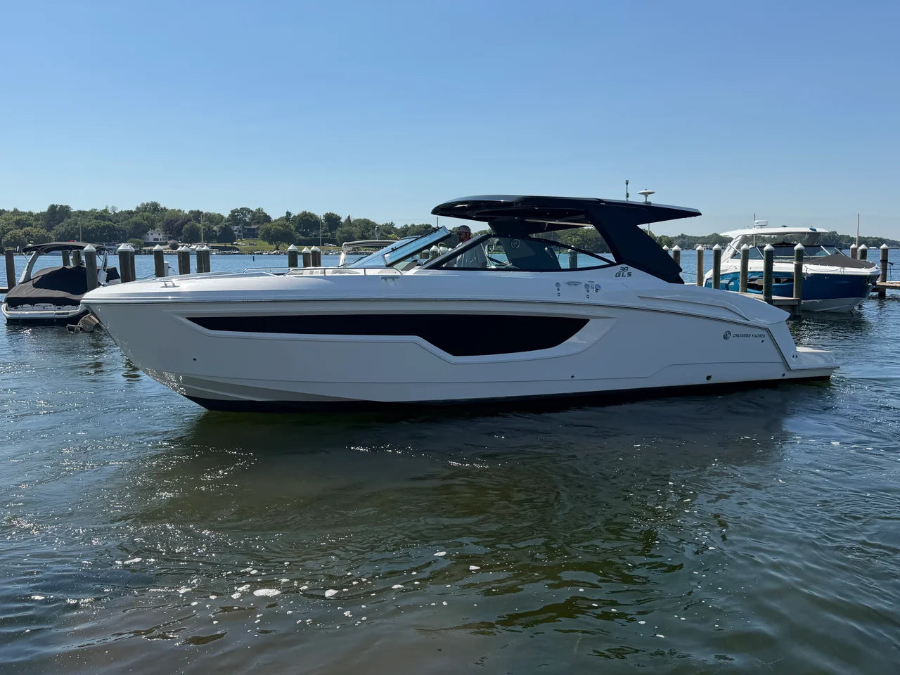 2024 Cruisers Yachts 38 GLS 38.0 feet, Excelsior, Minnesota #6