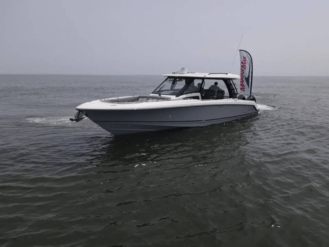 2025 Boston Whaler 350 REALM 35.0 feet, Quincy, MA #3