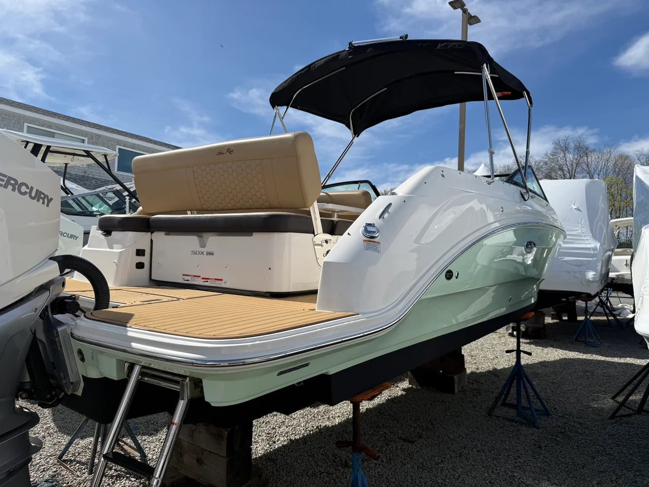 2024 Sea Ray 250 SDX OB 25.0 feet, Quincy, MA #4