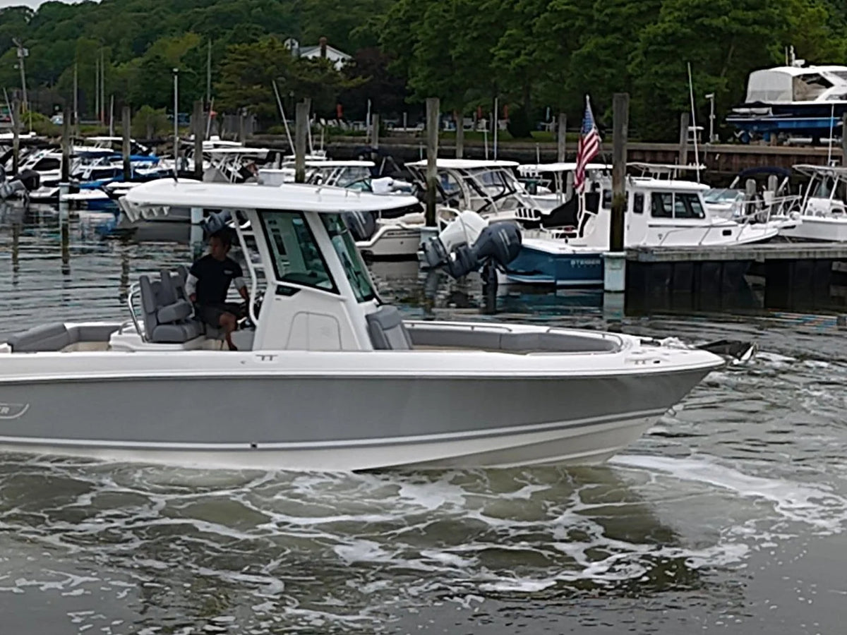 2026 Boston Whaler 250 Outrage 25.0 feet, Huntington, NY #1