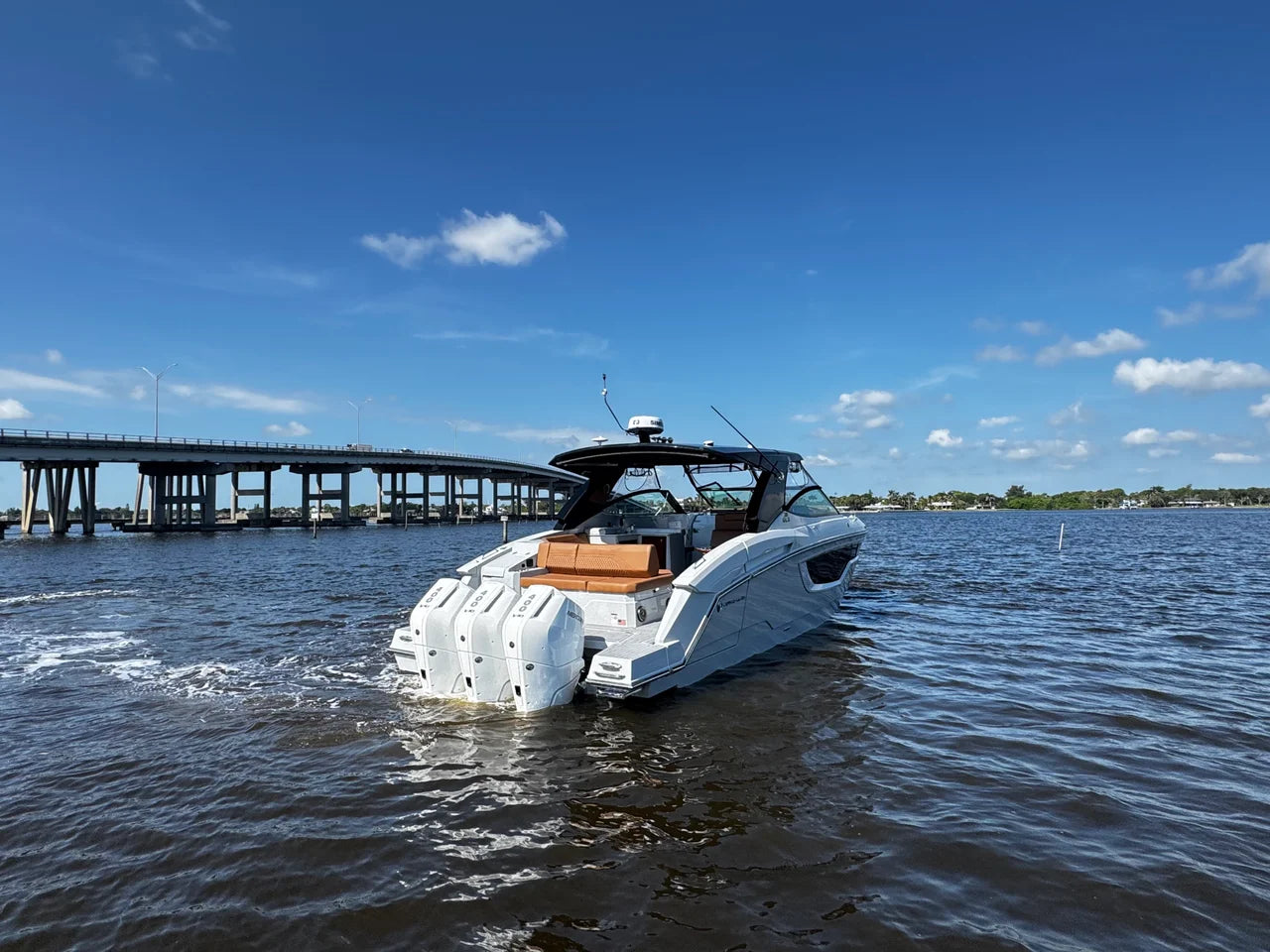 2024 Cruisers Yachts 38 GLS South Beach Outboard 38.0 feet, Stuart, Florida #5