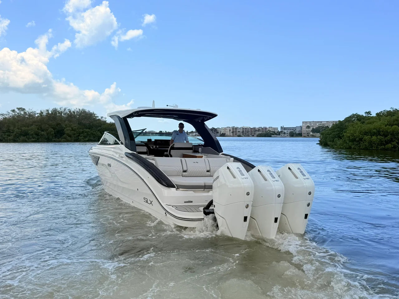 2027 Sea Ray SLX 360 Outboard 36.0 feet, St Petersburg, FL #13