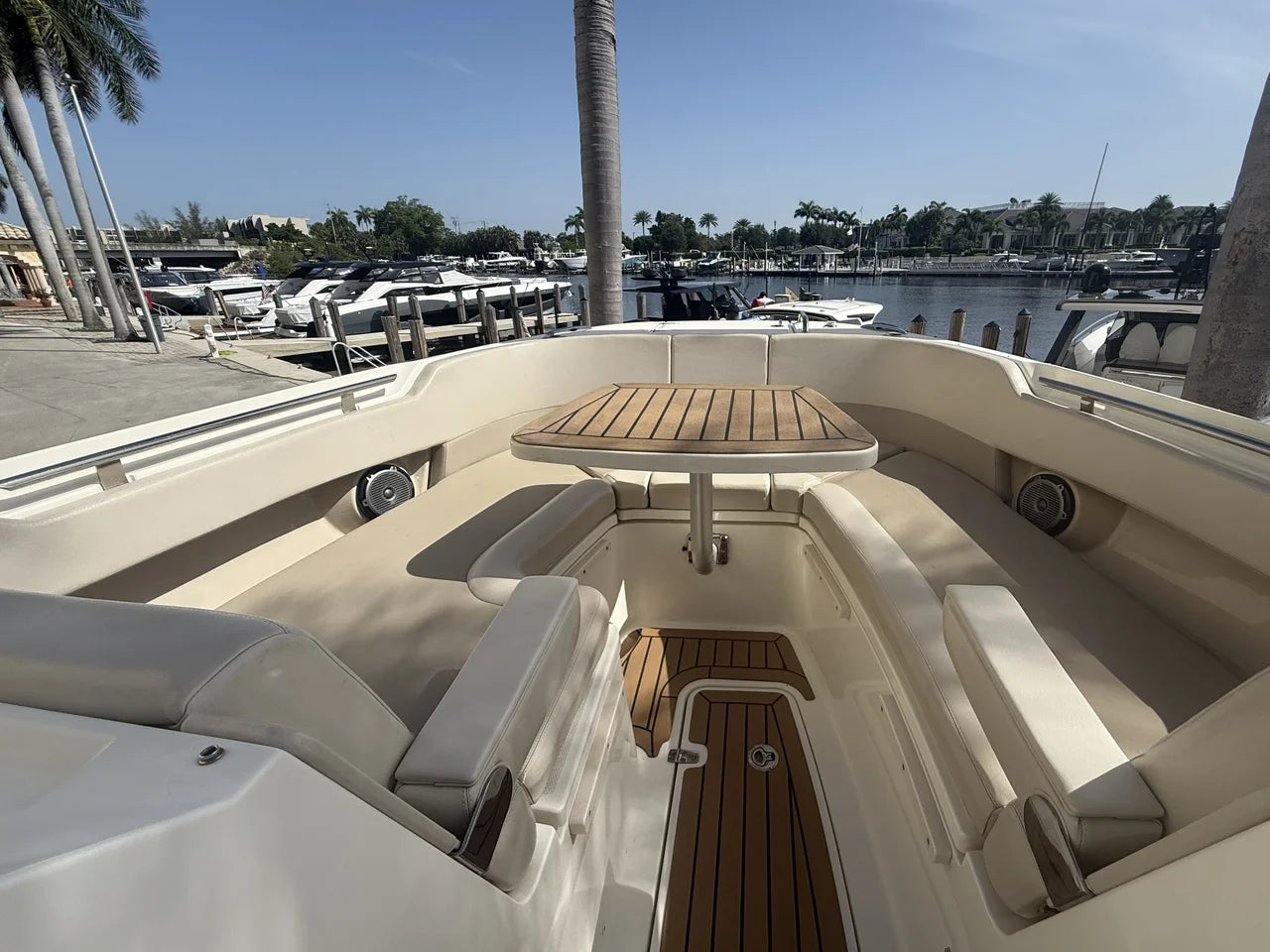 2018 Boston Whaler 320 VANTAGE 32.0 feet, Pompano Beach, Florida #63
