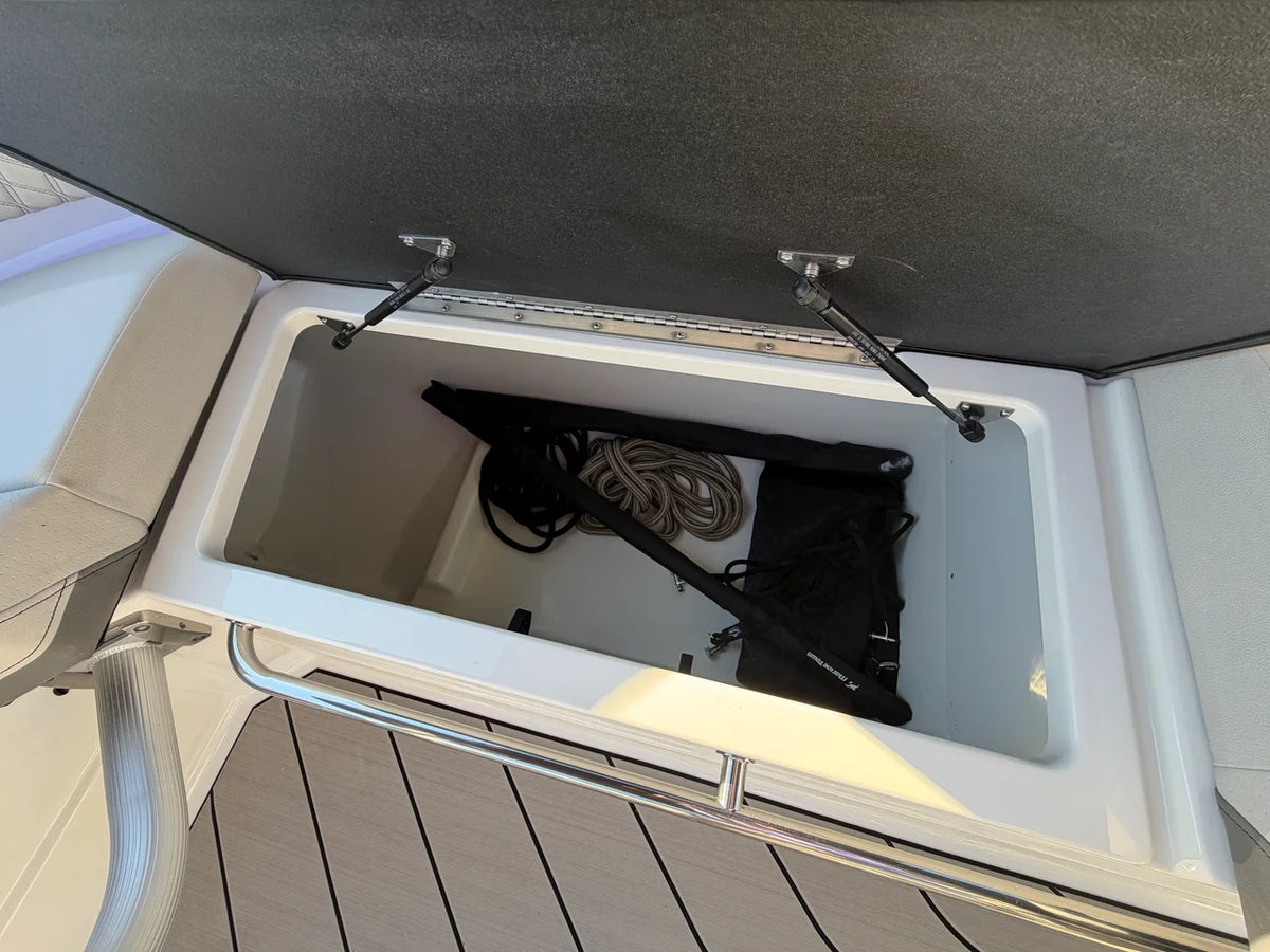 2027 Sea Ray SLX 280 Outboard 28.0 feet, Grasonville, MD #17