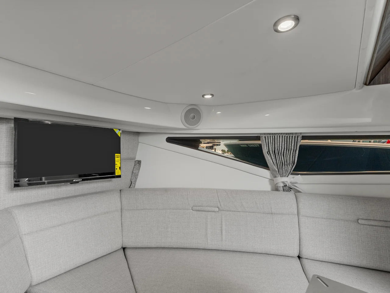 2027 Sea Ray Sundancer 320 Outboard 32.0 feet, Quincy, MA #23