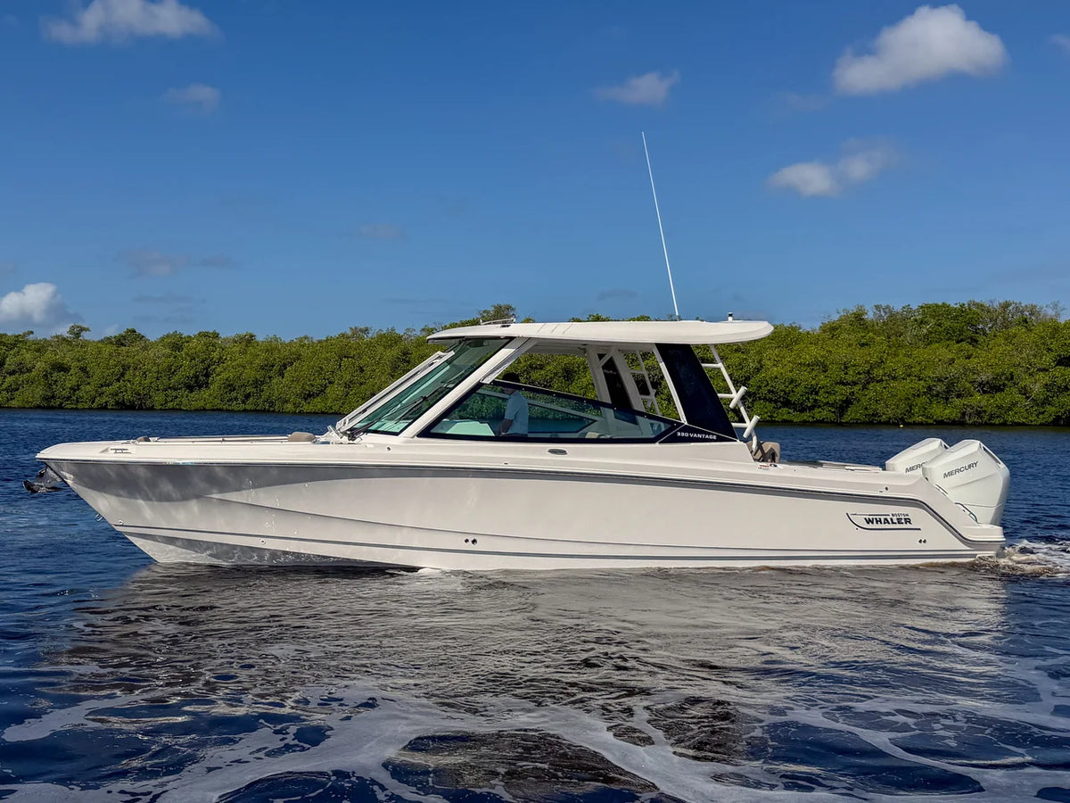 2027 Boston Whaler 330 Vantage 33.0 feet, Fort Myers, FL #5