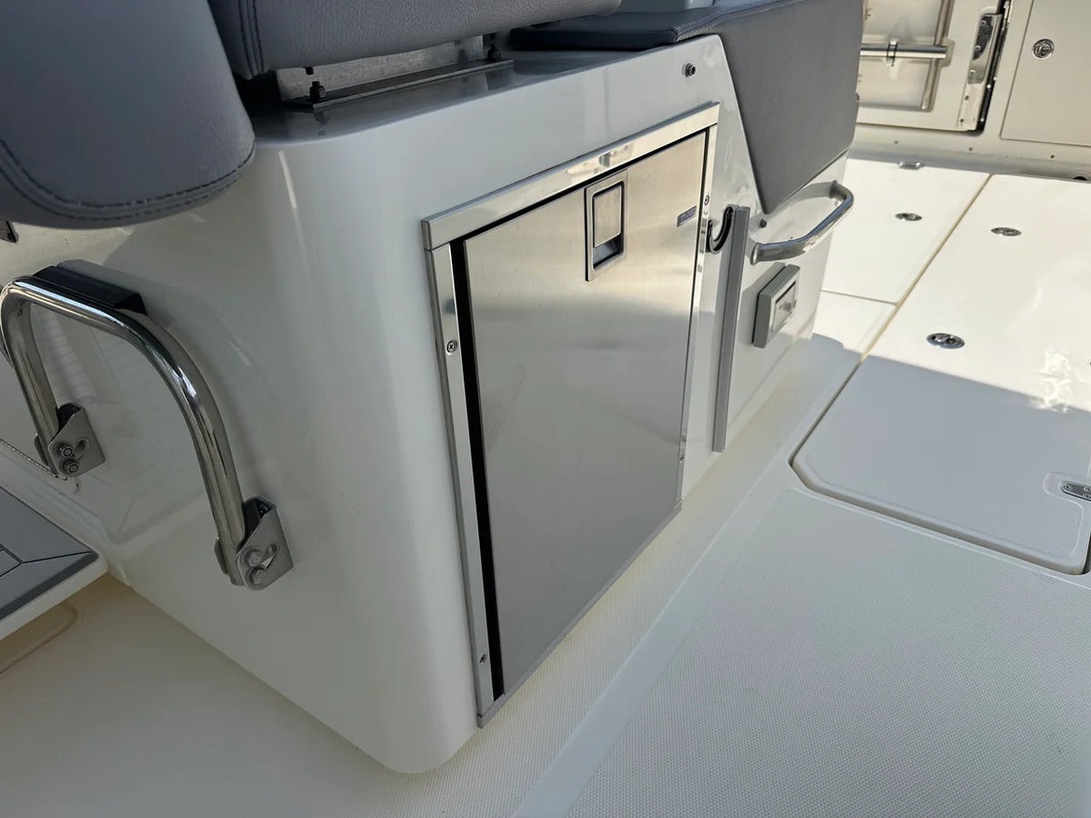 2024 Boston Whaler 380 OUTRAGE 38.0 feet, Pensacola, Florida #48