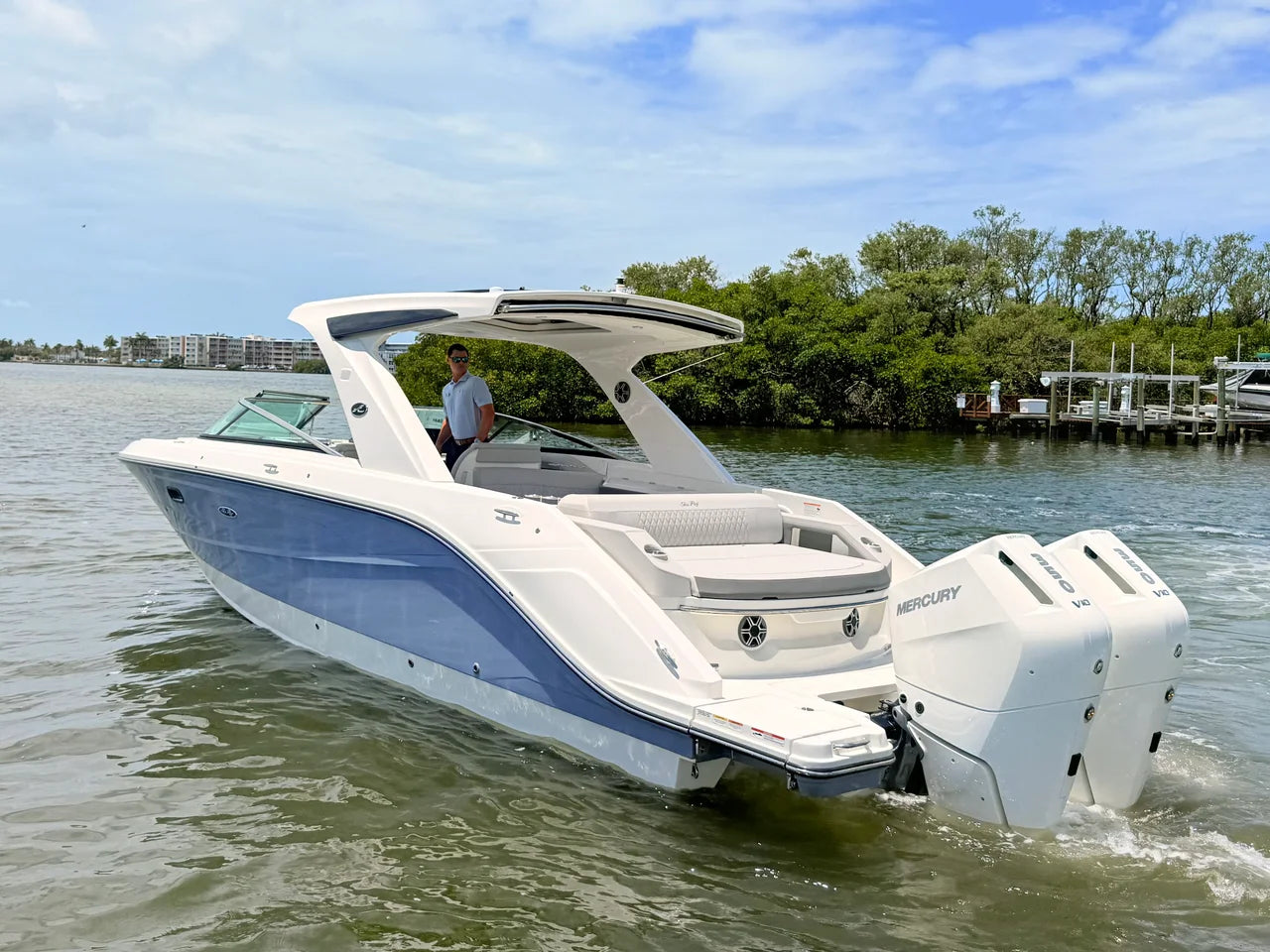 2026 Sea Ray SLX 310 Outboard 31.0 feet, St Petersburg, FL #14