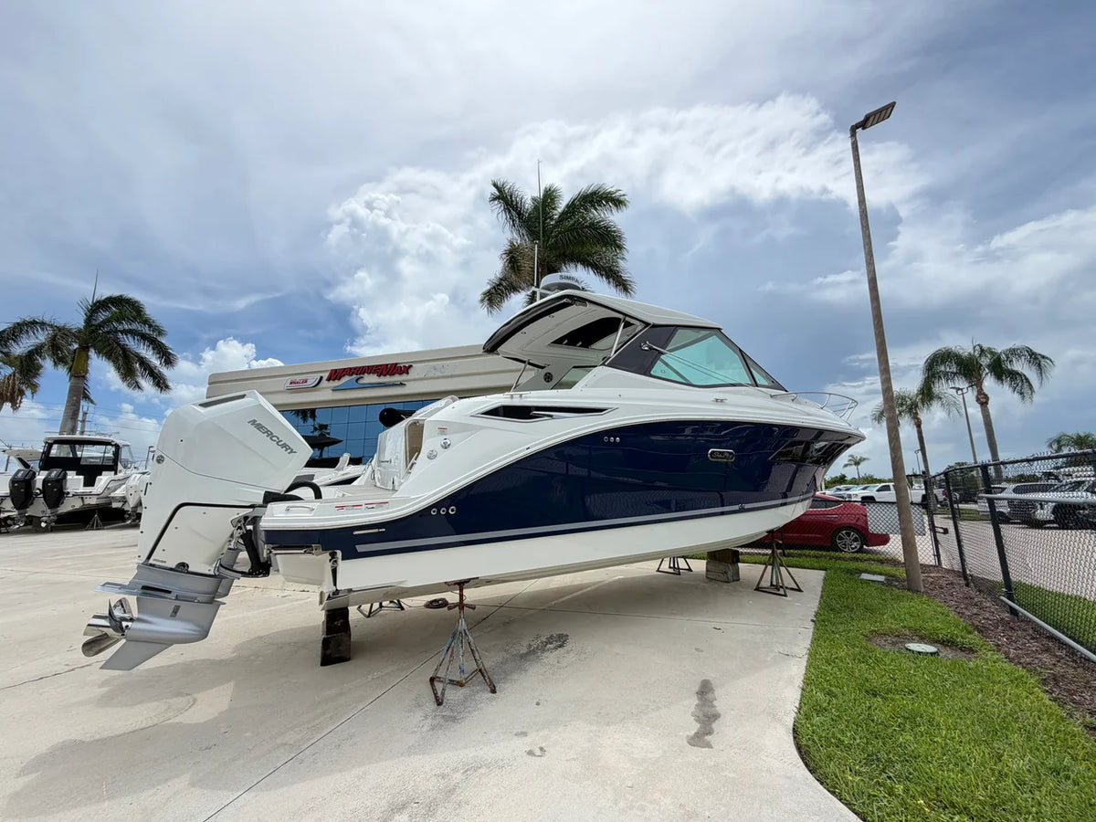 2027 Sea Ray Sundancer 320 Outboard 32.0 feet, Stuart, Florida #4