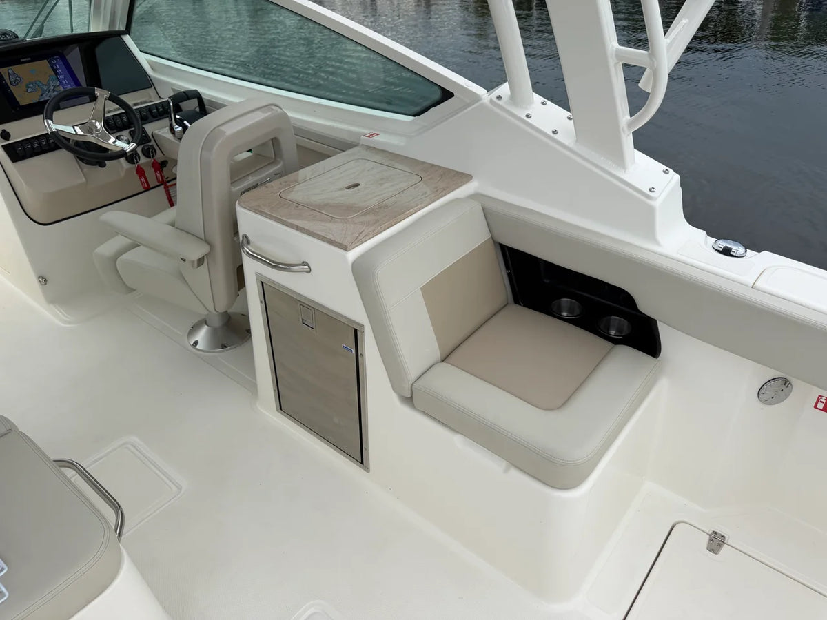 2027 Boston Whaler 280 Vantage 28.0 feet, Rogers, MN #47