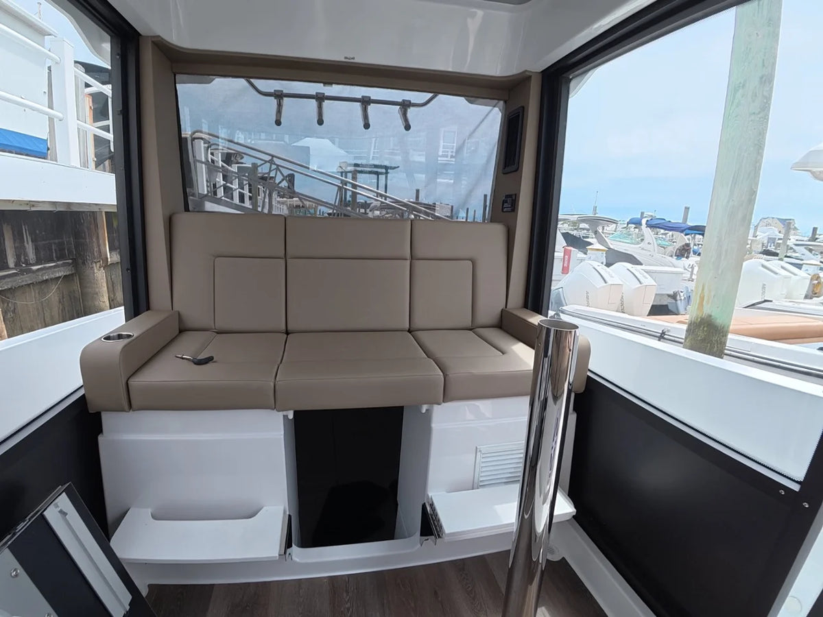 2026 Cruisers Yachts 38 VTR EC 38.0 feet, Somers Point, New Jersey #20
