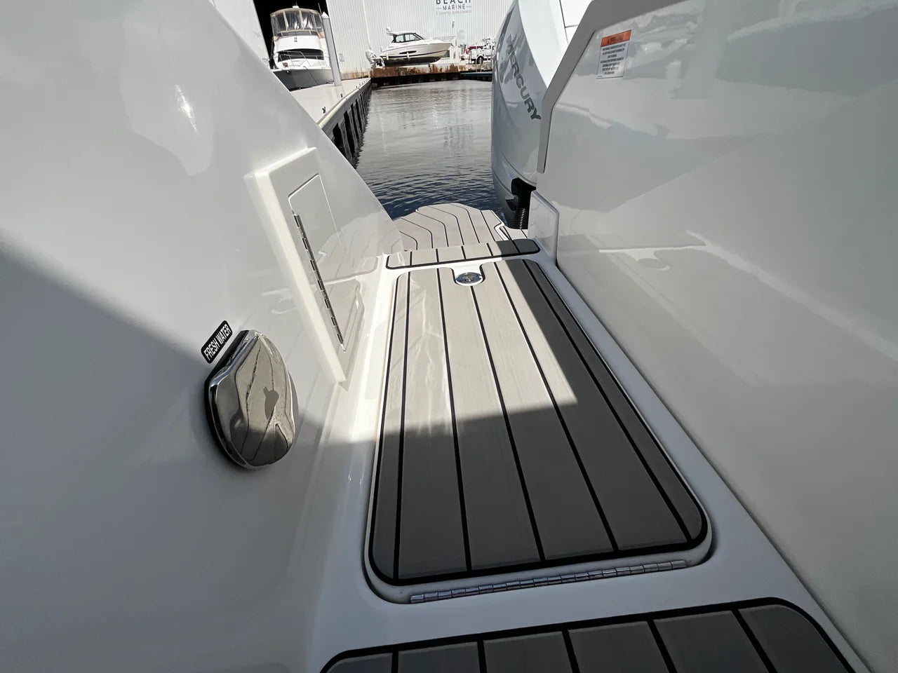 2027 Sea Ray SLX 310 Outboard 31.0 feet, Jacksonville Beach, Florida #7