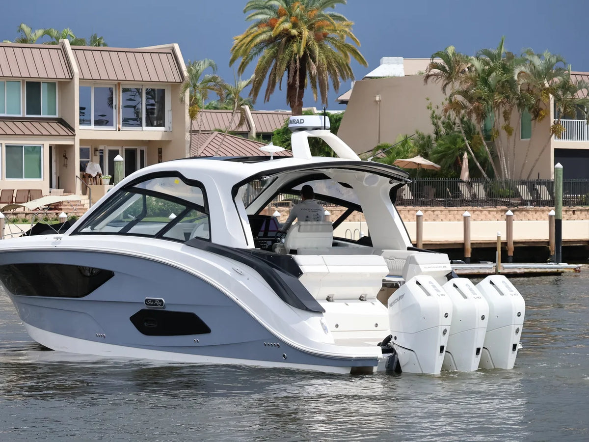 2026 Sea Ray Sundancer 370 Outboard 37.0 feet, Naples, Florida #8