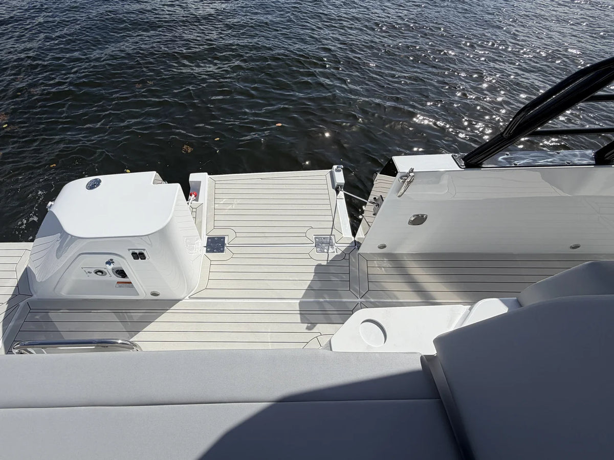 2026 Cruisers Yachts 38 VTR 38.0 feet, Pompano Beach, Florida #25