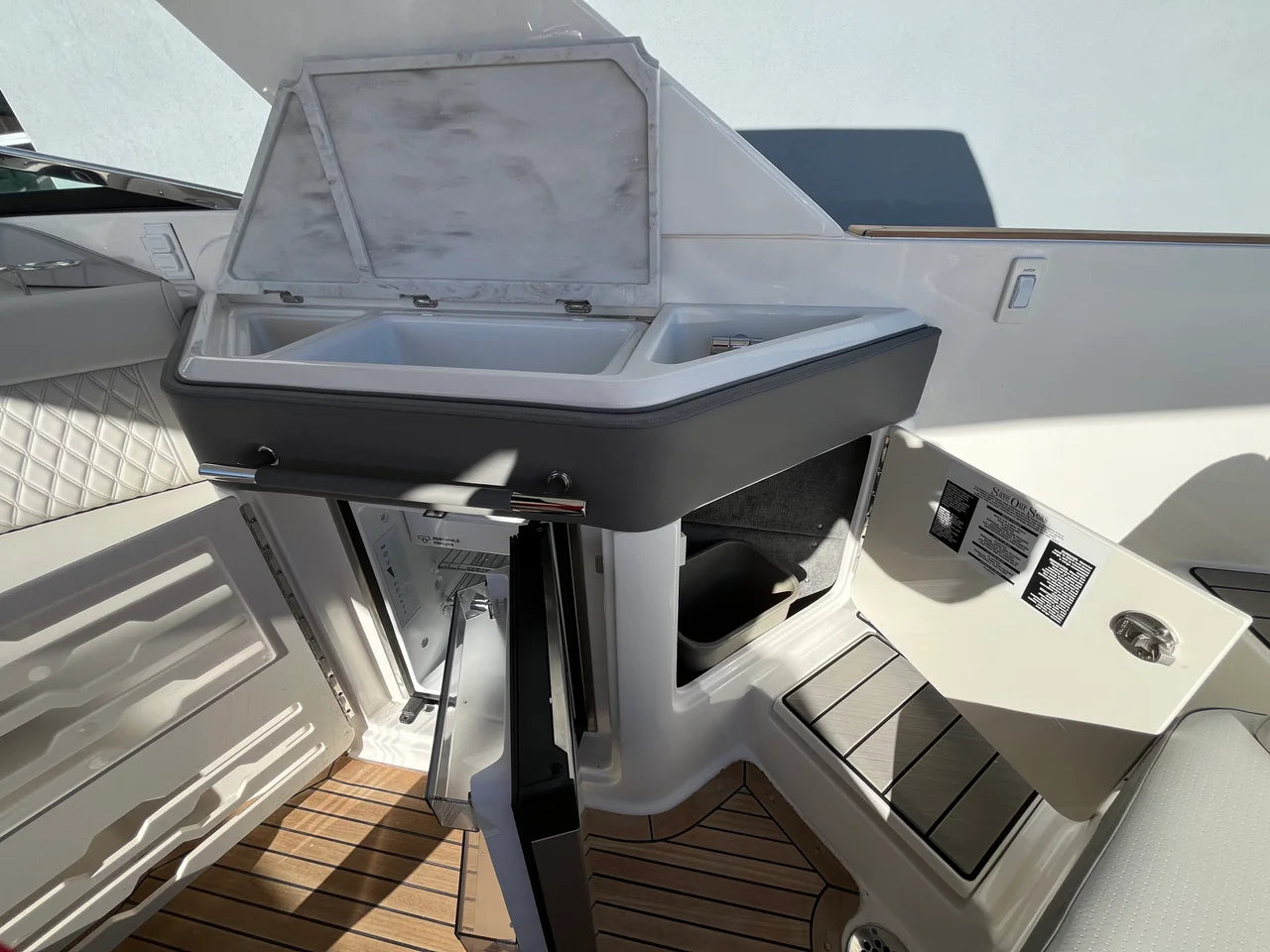 2026 Sea Ray SLX 310 Outboard 31.0 feet, Norwalk, Connecticut #25