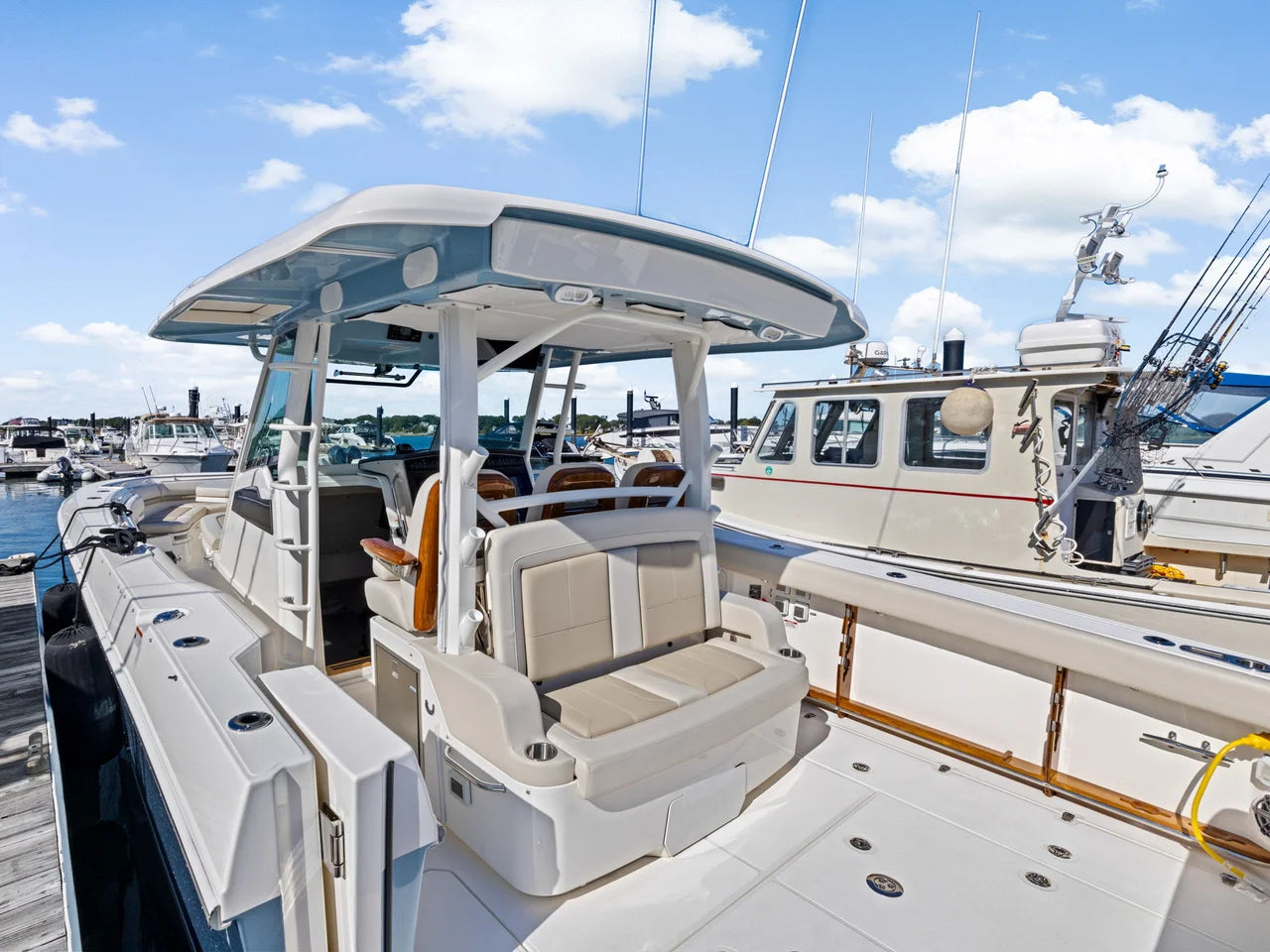 2024 Boston Whaler 380 Outrage 38.0 feet, Quincy, MA #12