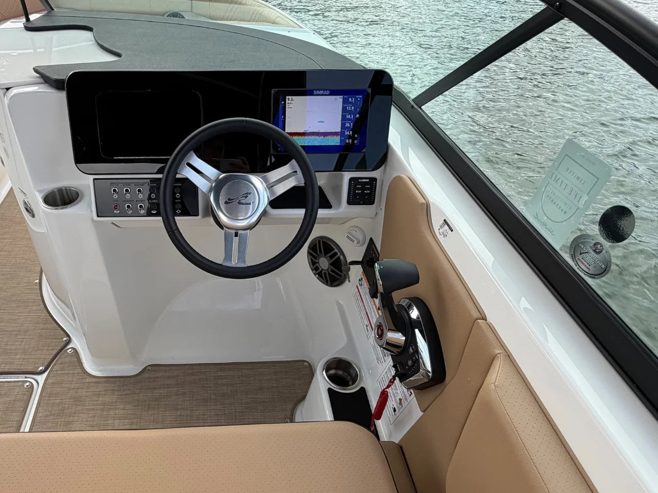 2026 Sea Ray SDX 250 Outboard 25.0 feet, Jupiter, Florida #7