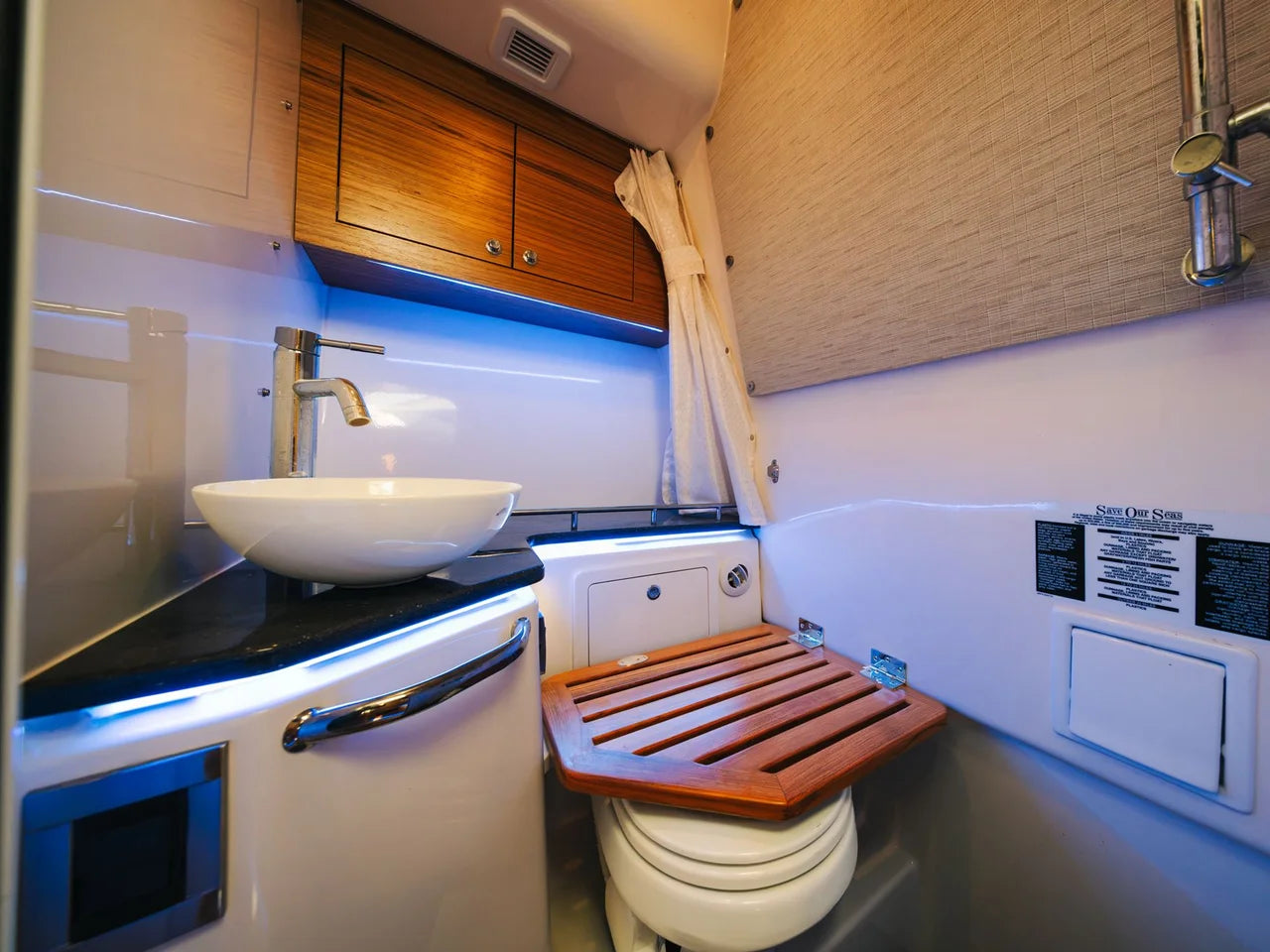 2022 Boston Whaler 380 Realm 38.0 feet, Charleston, SC #20