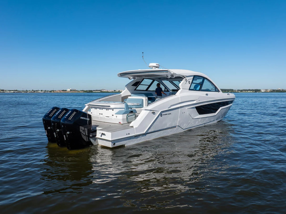 2027 Cruisers Yachts 50 GLS OB 50.0 feet, Clearwater, Florida #15