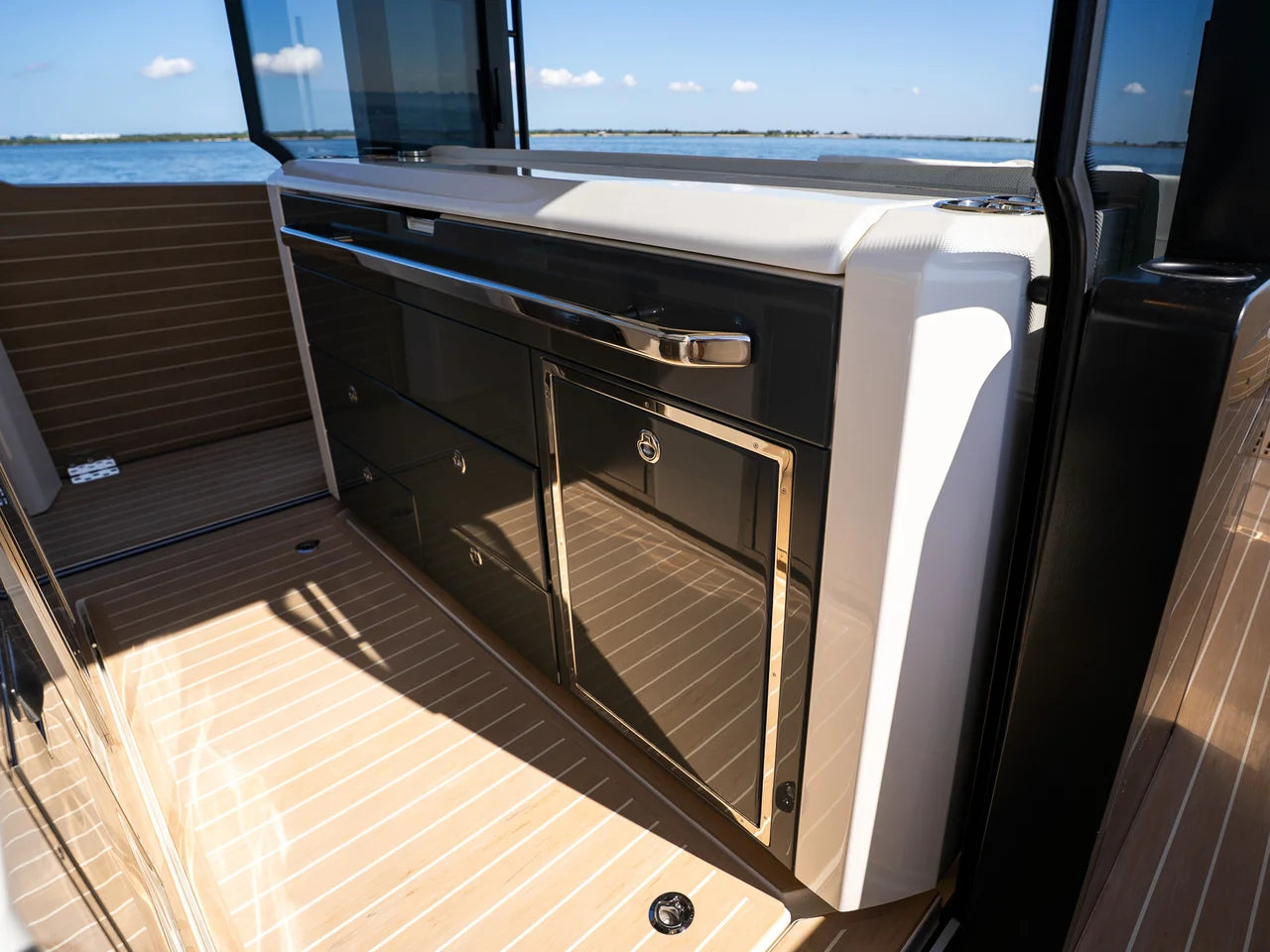 2027 Saxdor 400 GTS 40.0 feet, Clearwater, Florida #47