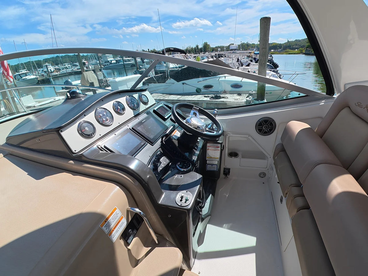 2016 Sea Ray 330 Sundancer 33.0 feet, Huntington, NY #17