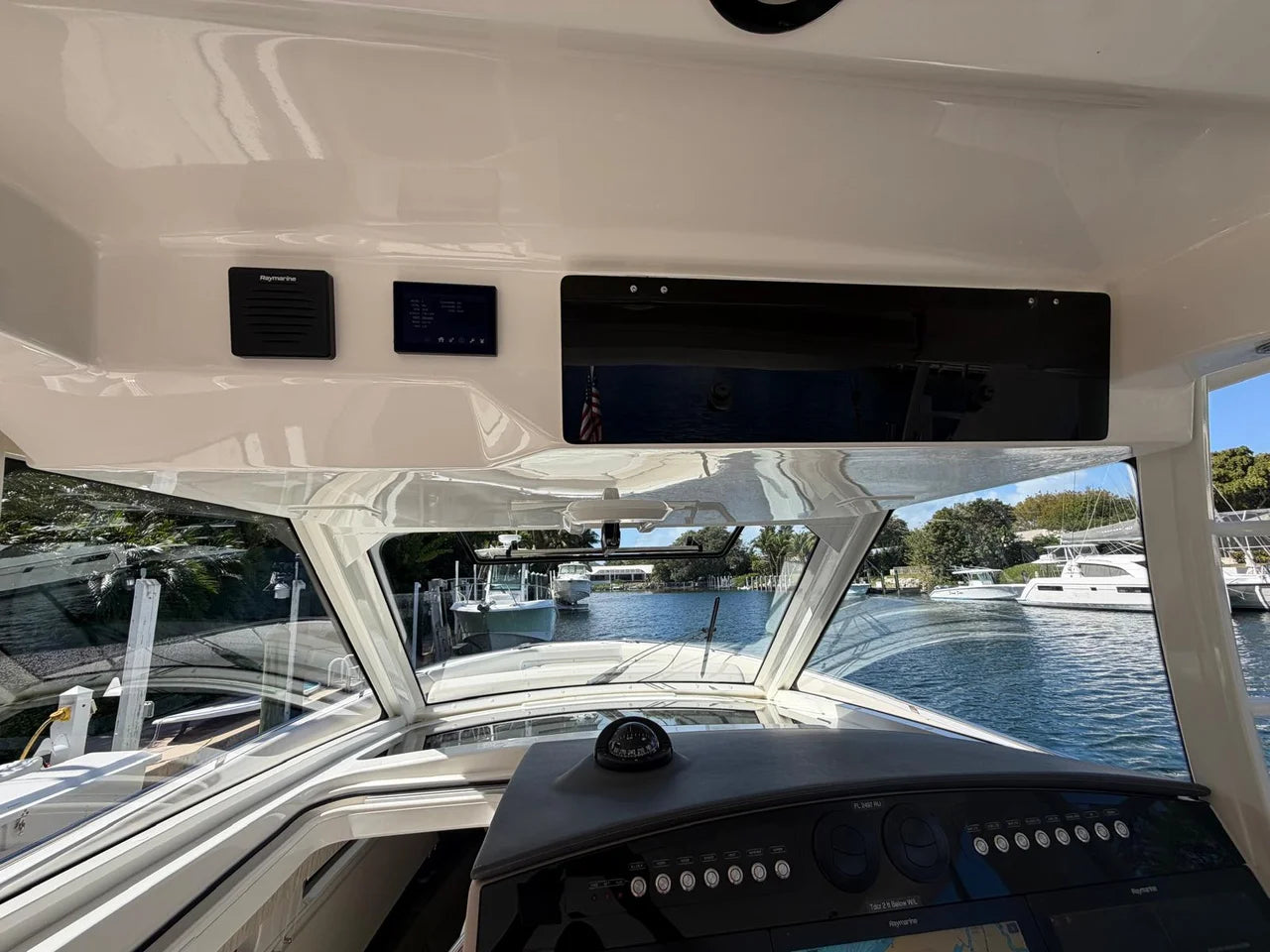 2019 Boston Whaler 420 OUTRAGE 42.0 feet, Key Largo, FL #34