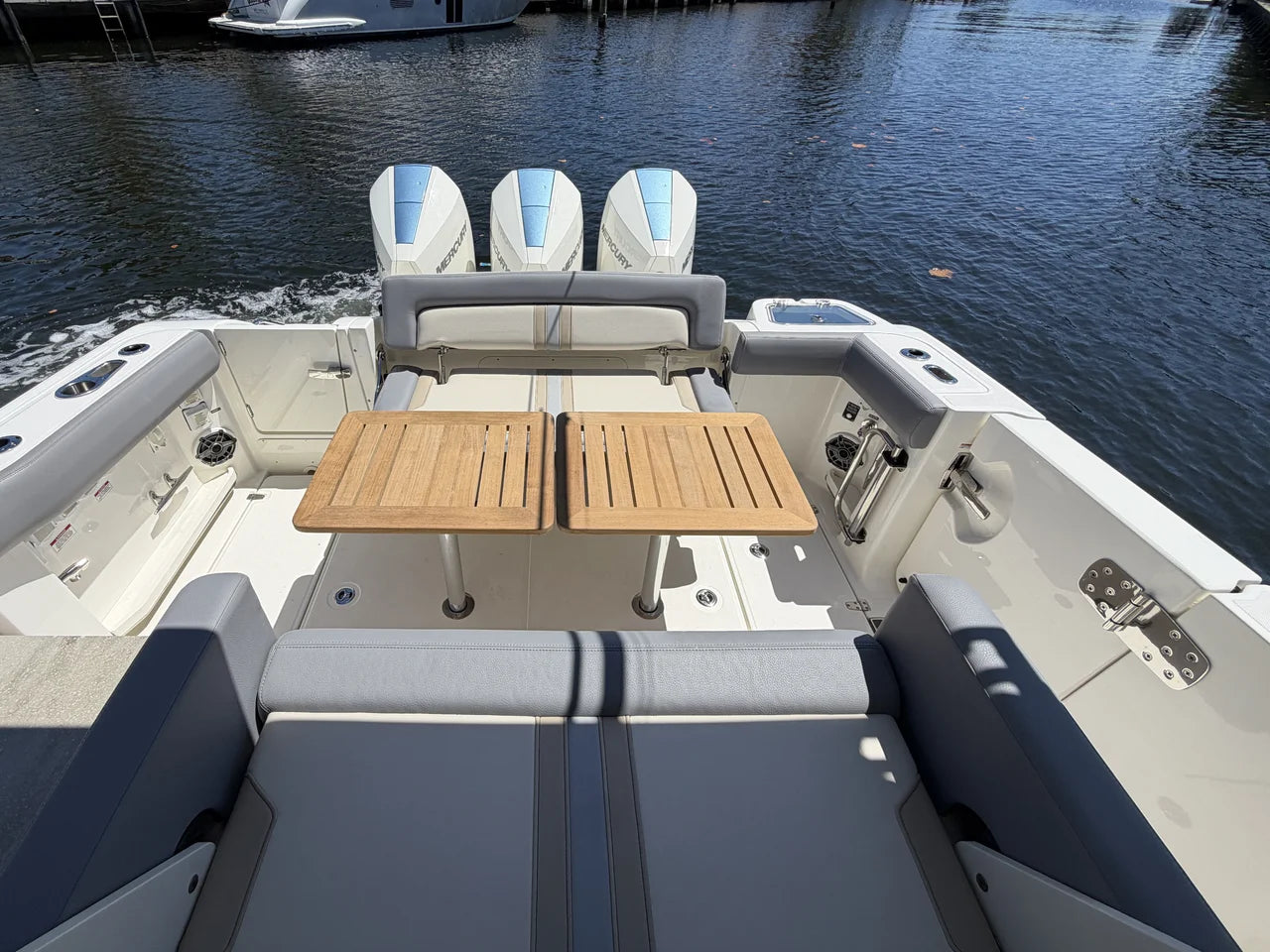 2024 Boston Whaler 350 REALM 35.0 feet, Pompano Beach, Florida #62