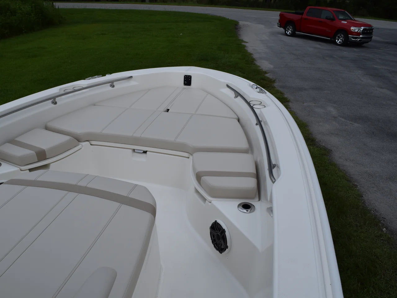 2026 Boston Whaler 250 Dauntless 25.0 feet, Thunderbolt, GA #19