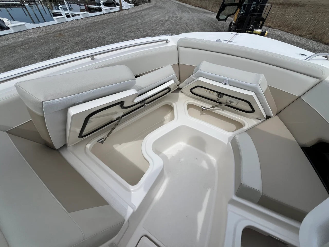 2026 Boston Whaler 240 Vantage 24.0 feet, Westbrook, Connecticut #19