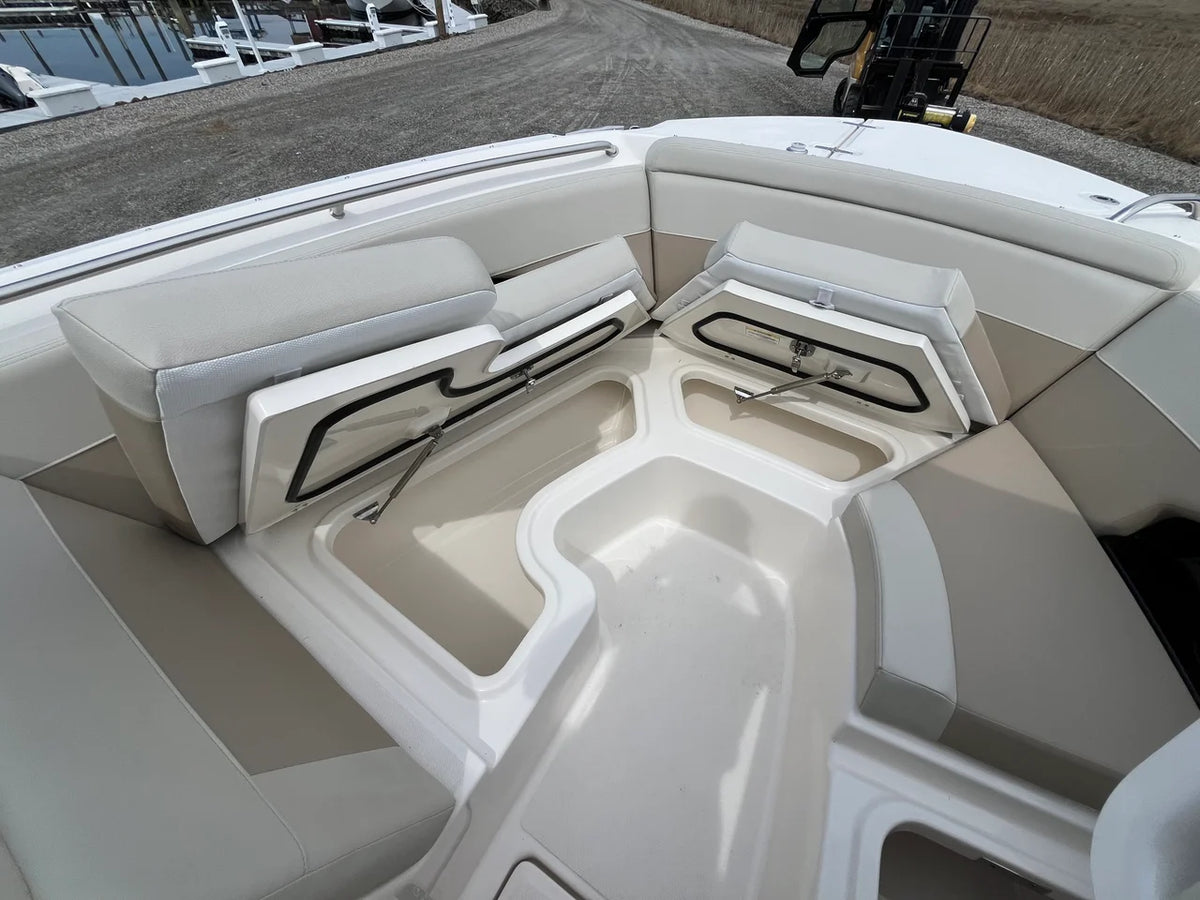 2026 Boston Whaler 240 Vantage 24.0 feet, Westbrook, Connecticut #19