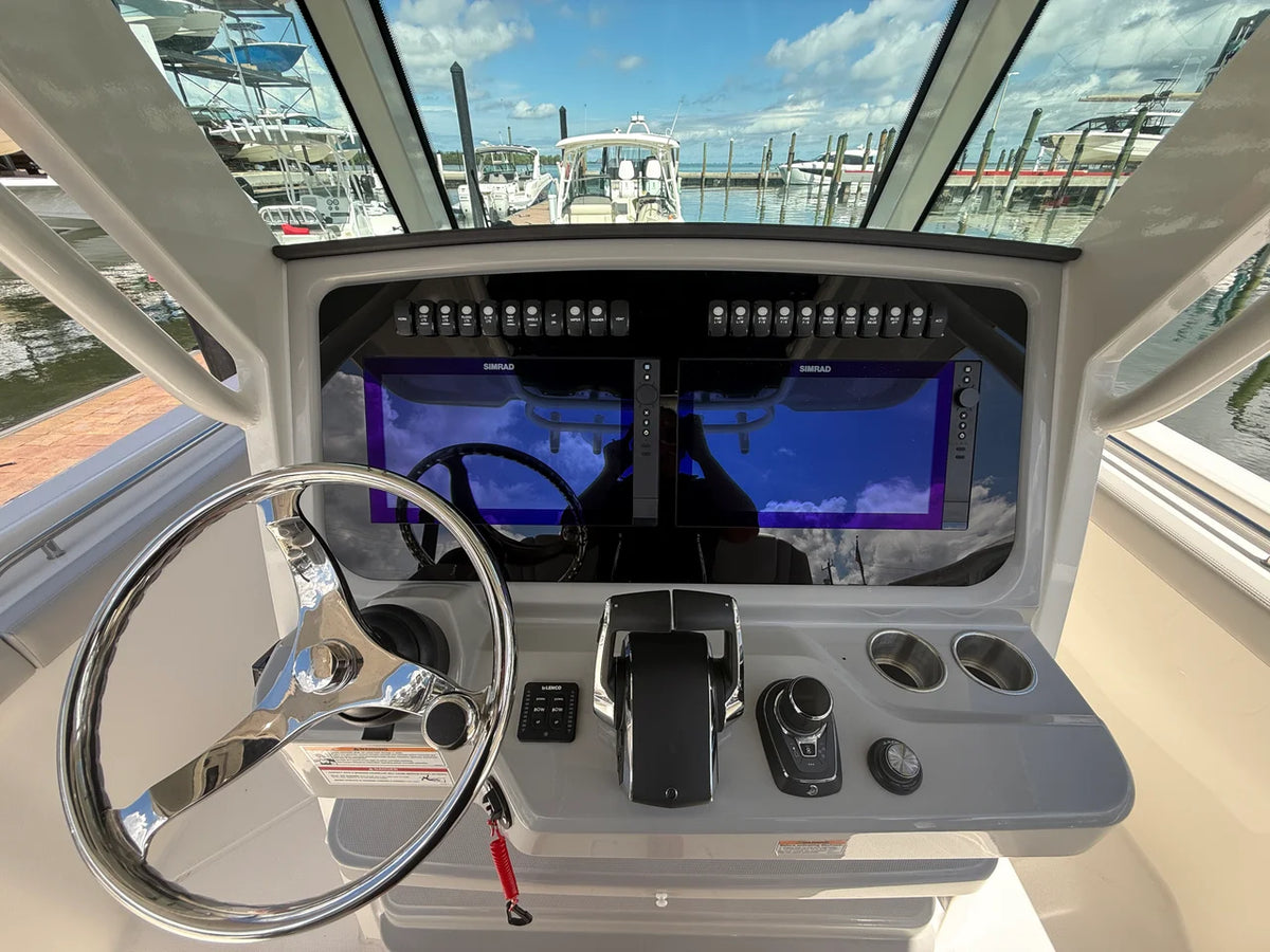 2026 Boston Whaler 330 Outrage 33.0 feet, Sarasota, FL #21