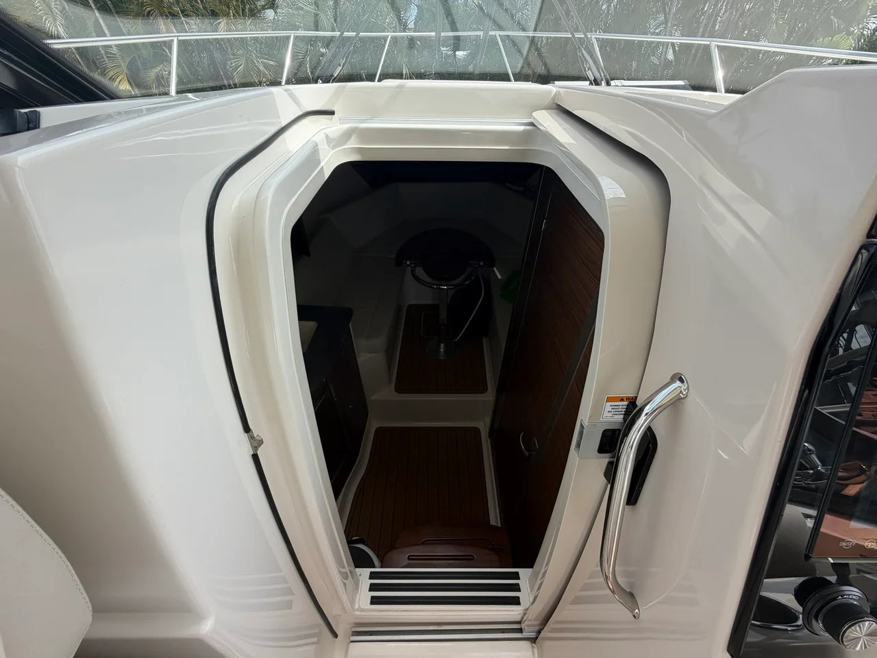 2023 Boston Whaler 325 CONQUEST 32.0 feet, Naples, FL #42