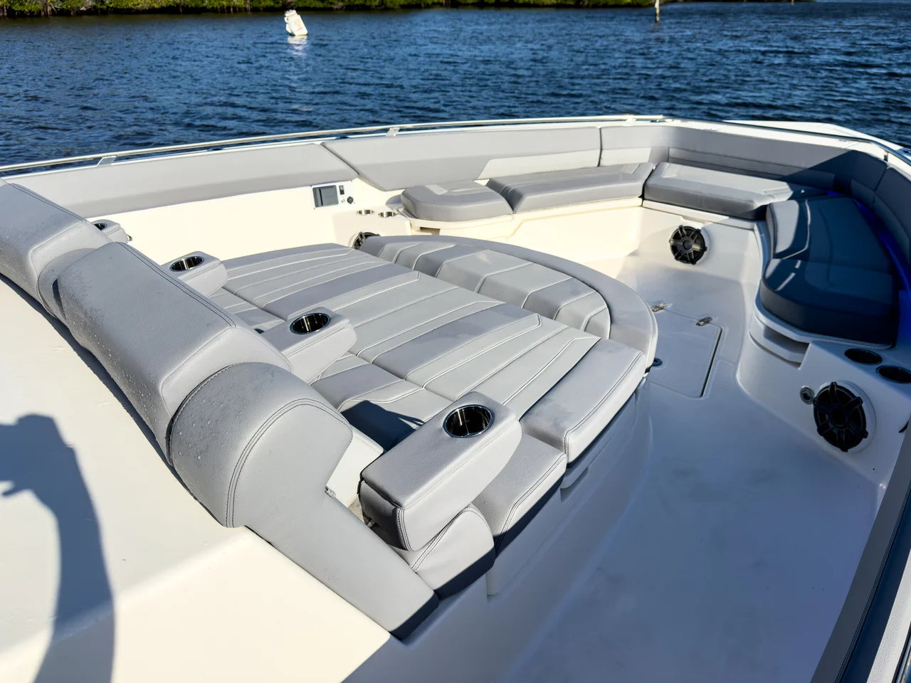2026 Boston Whaler 420 Outrage 42.0 feet, Fort Myers, FL #31