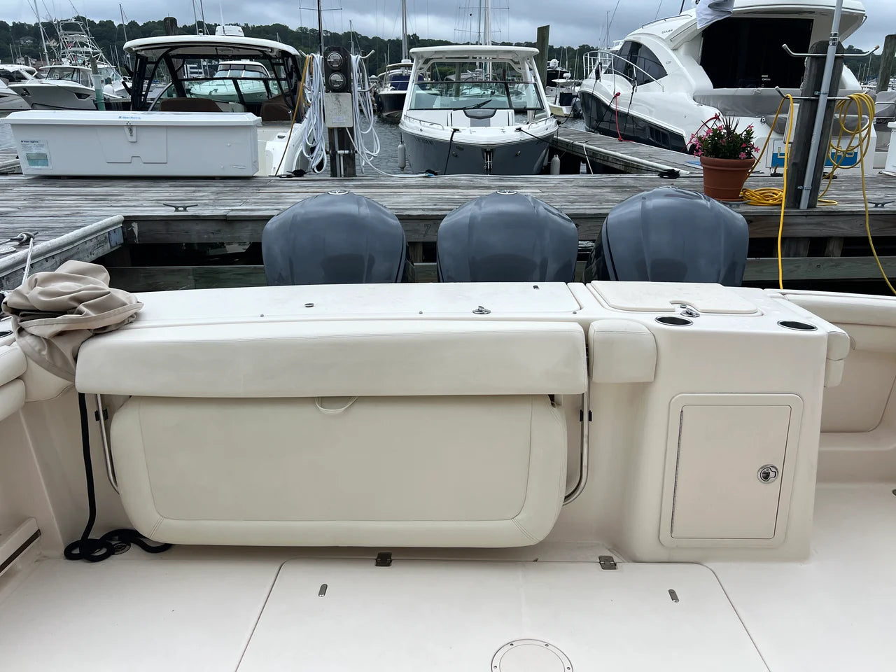 2017 Grady-White 375 FREEDOM 37.0 feet, Huntington, NY #45