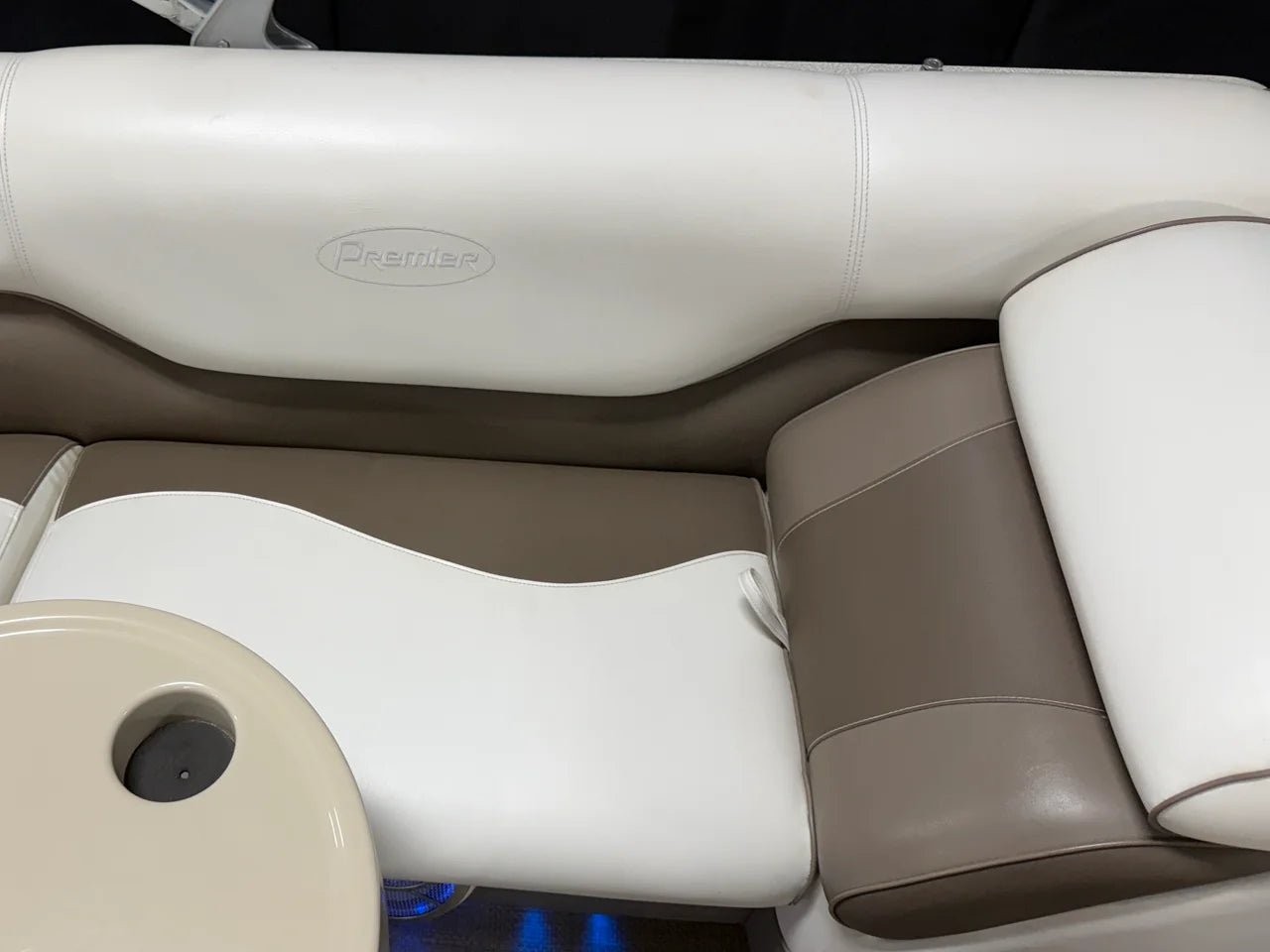 2014 Premier 235 SOLARIS 25.0 feet, Nisswa, Minnesota #52