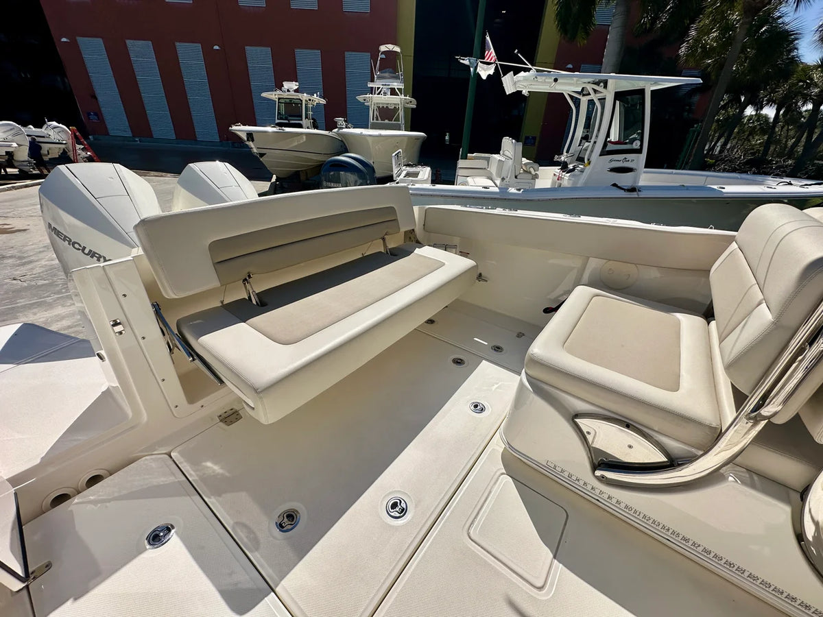 2024 Boston Whaler 320 VANTAGE 32.0 feet, Jupiter, Florida #12