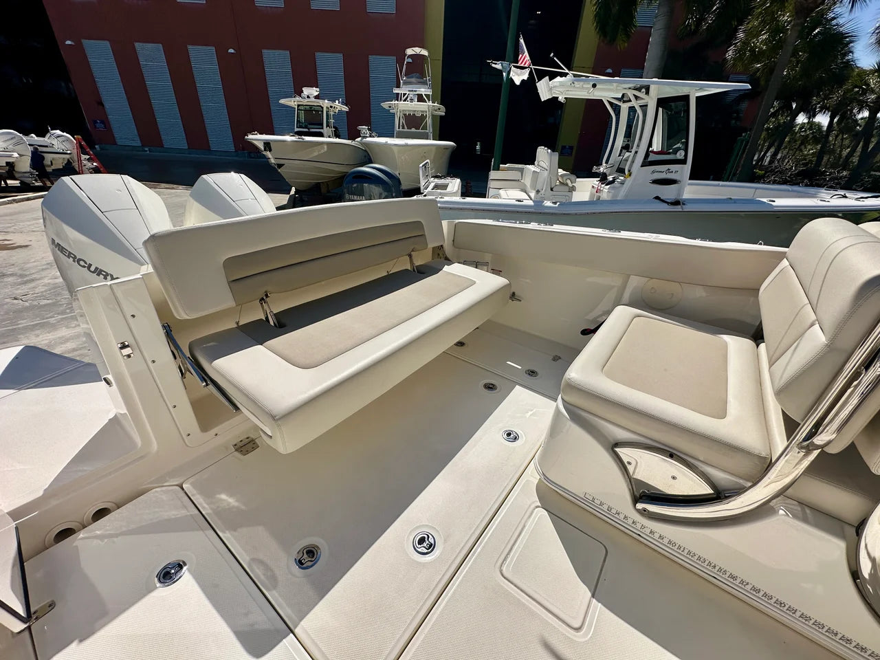 2024 Boston Whaler 320 VANTAGE 32.0 feet, Jupiter, Florida #12