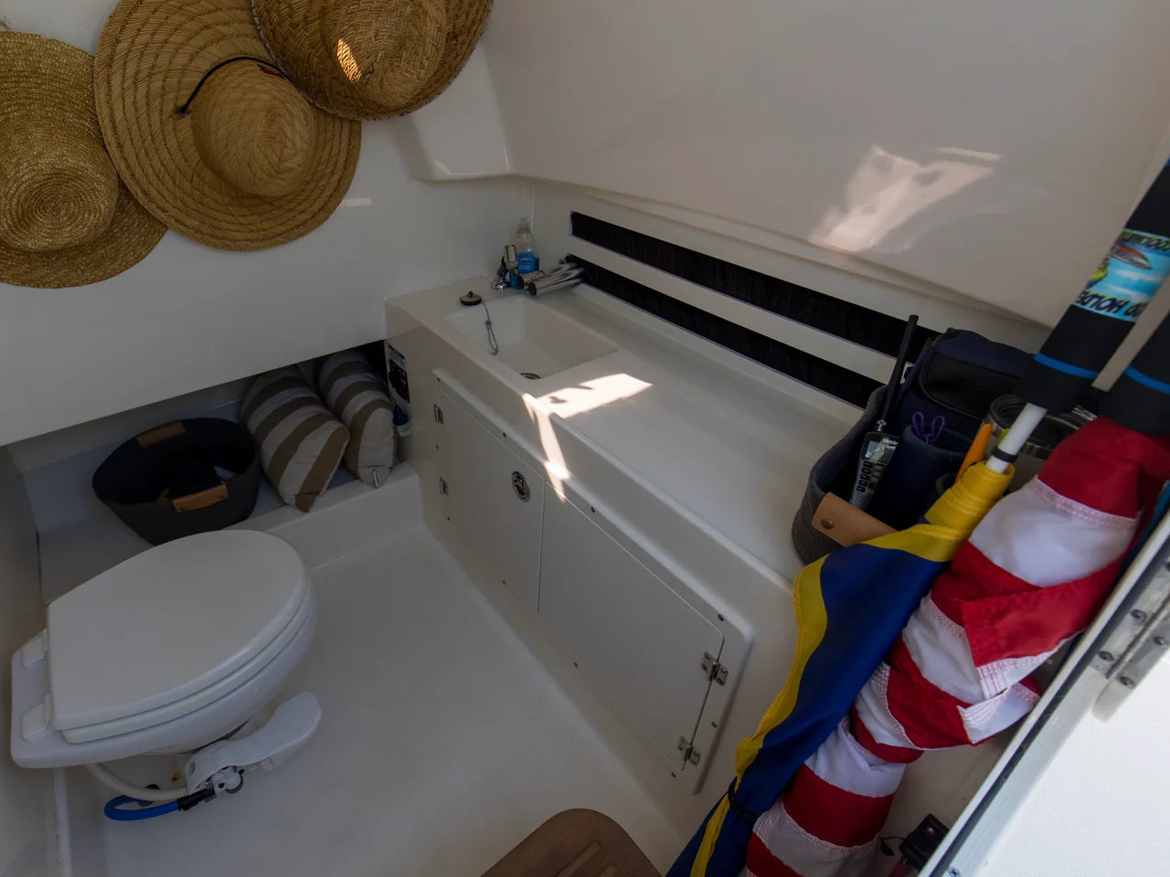 2023 Boston Whaler 330R 33.0 feet, Pensacola, Florida #49