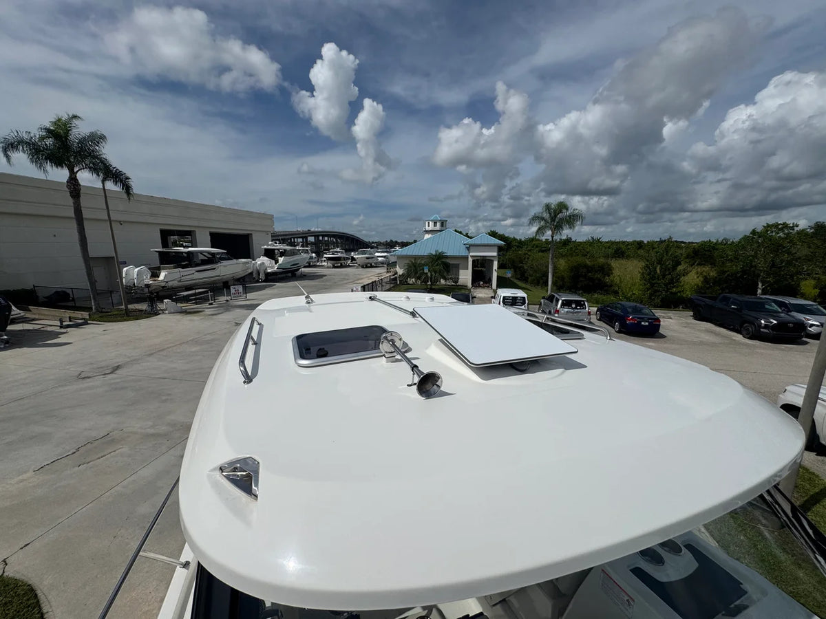 2026 Boston Whaler 325 CONQUEST 32.0 feet, Stuart, Florida #49