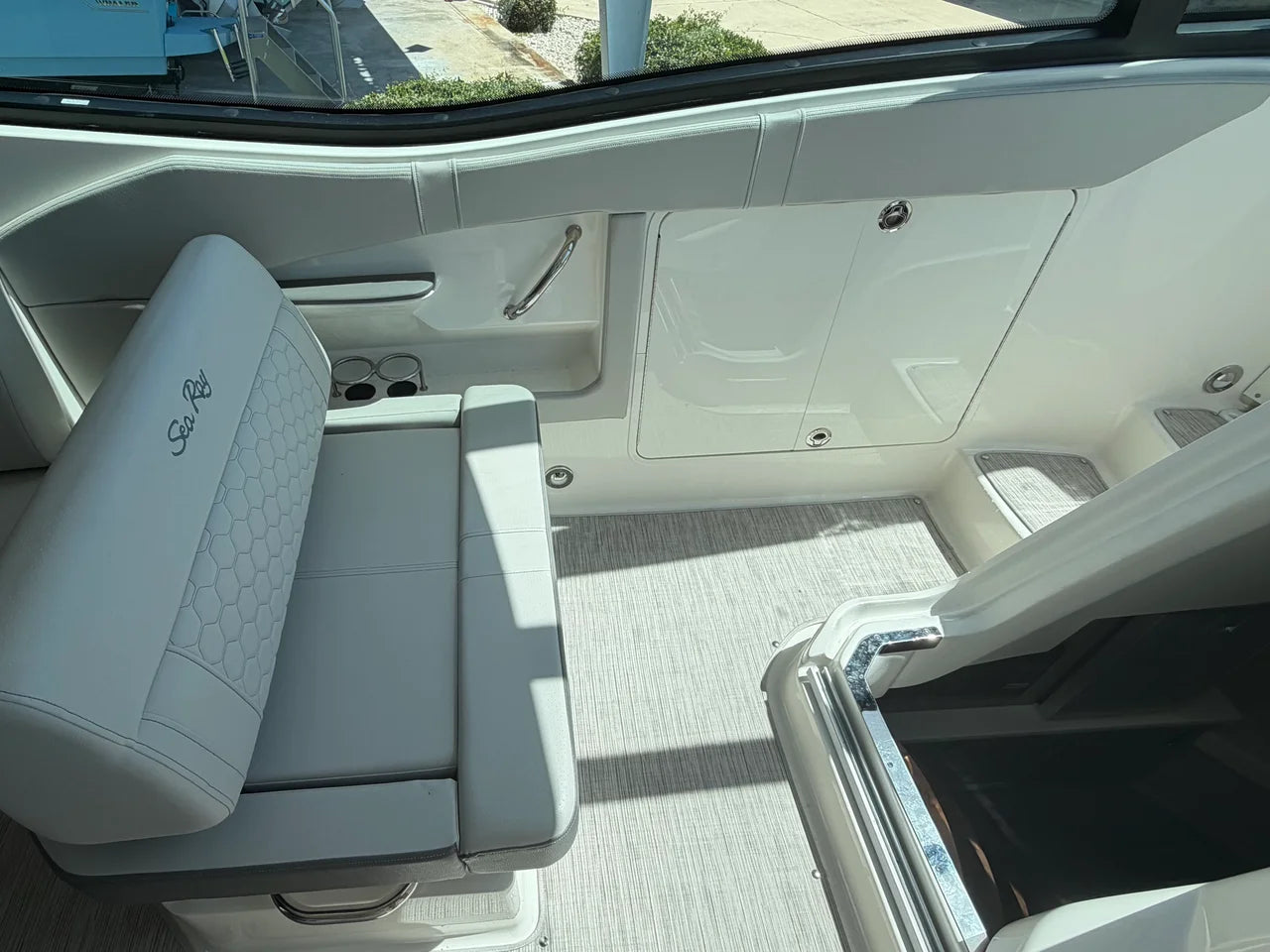 2024 Sea Ray 320 SUNDANCER OB 32.0 feet, Cocoa, Florida #10
